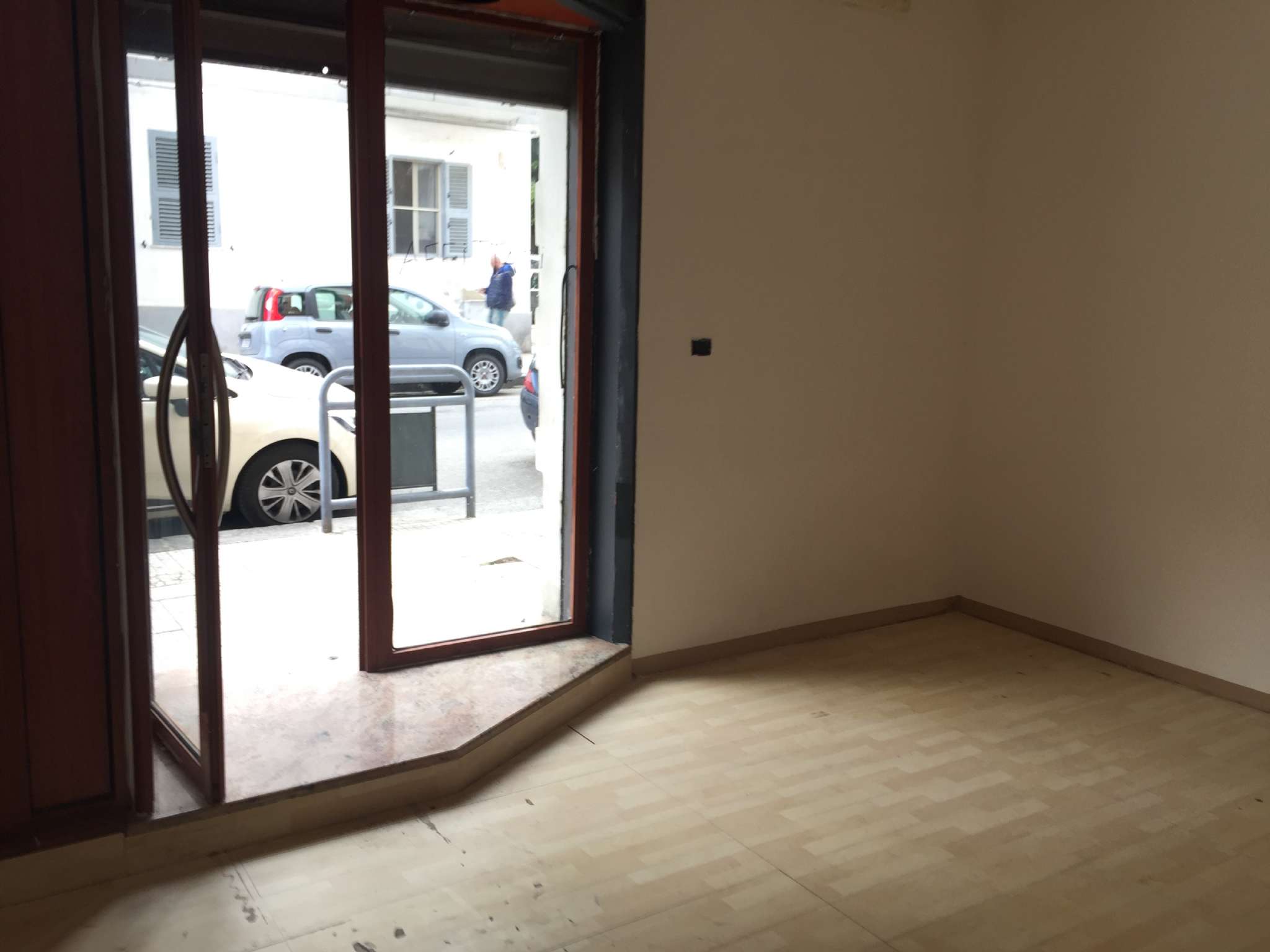 Negozio - Loc.Com. MESSINA affitto   monsignore d'arrigo C.I.A. Associazione Consulenti Immobiliari srl