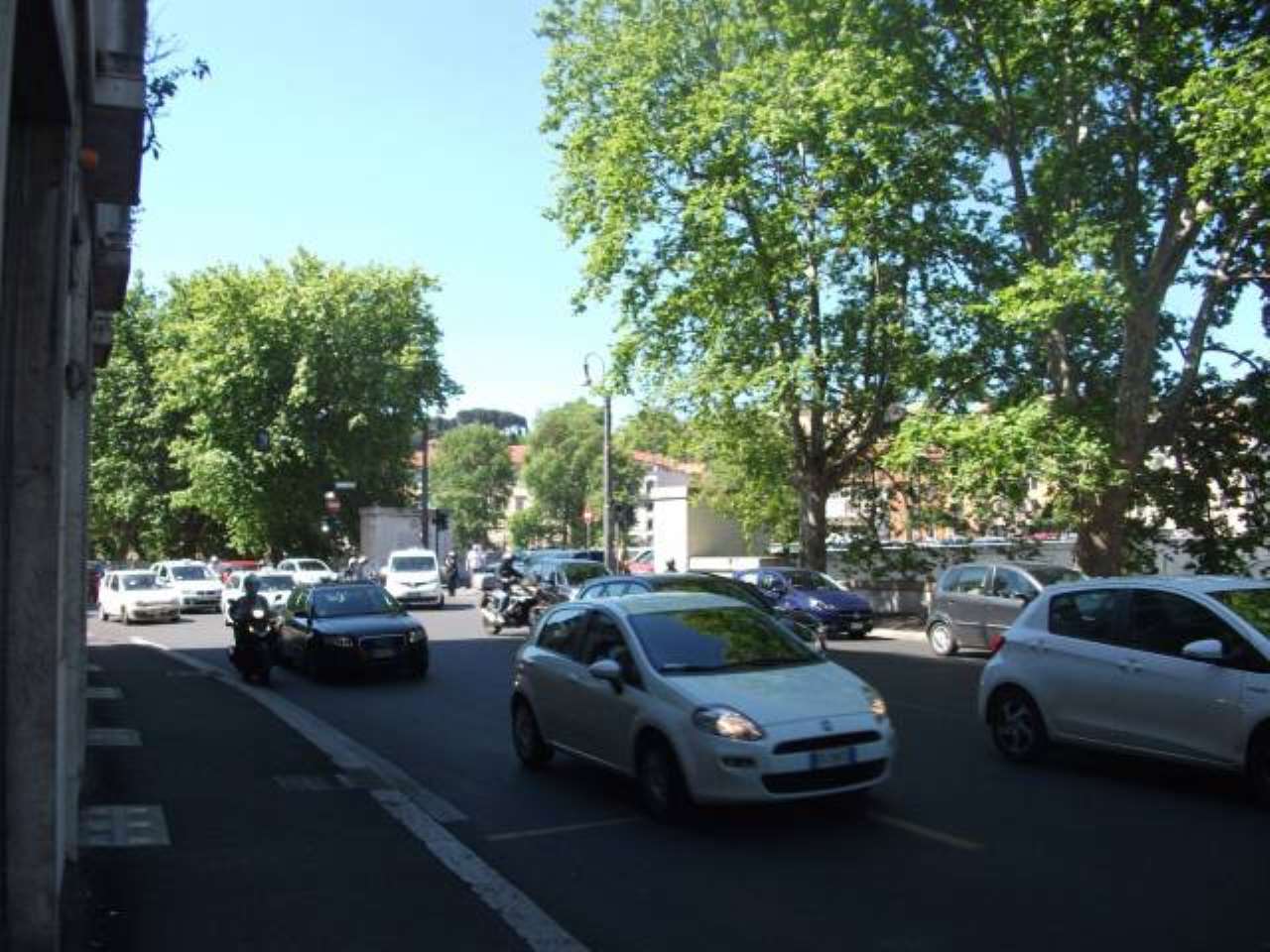 Negozio - Loc.Com. ROMA vendita  Centro storico Lungotevere dei Fiorentini Roma Immobiliare