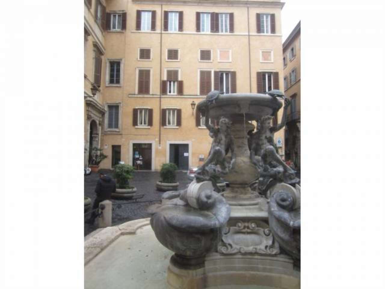 Negozio - Loc.Com. ROMA affitto  Centro storico Mattei Roma Immobiliare