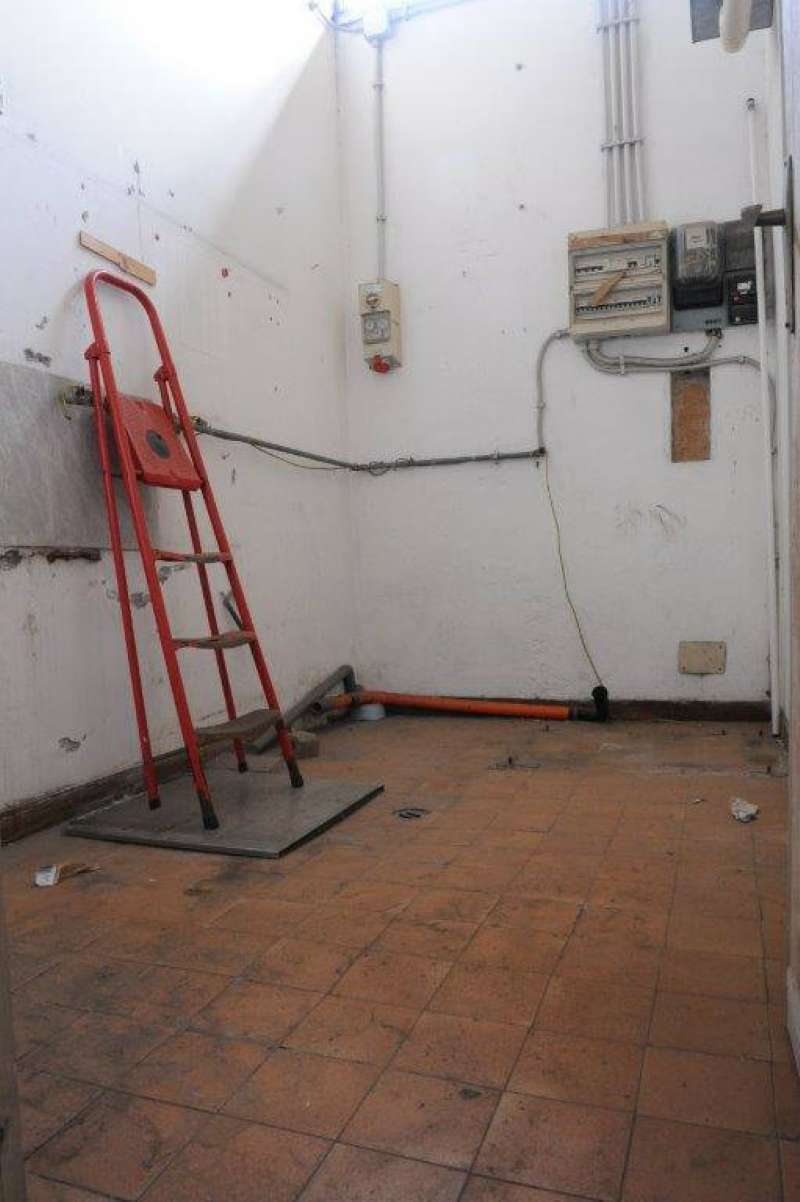 Negozio - Loc.Com. ROMA affitto  TALENTI Adriano Fiori Roma Immobiliare