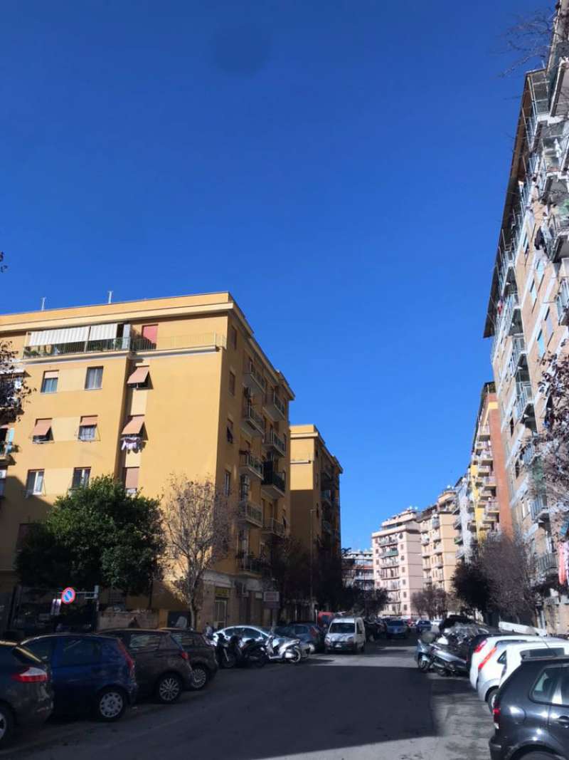 Appartamento ROMA vendita  PIGNETO Casal Bertone Roma Immobiliare