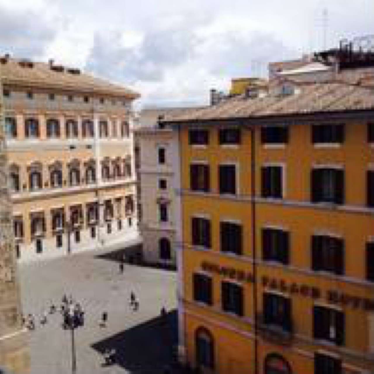 Negozio - Loc.Com. ROMA affitto  Centro storico delle Colonnelle Roma Immobiliare