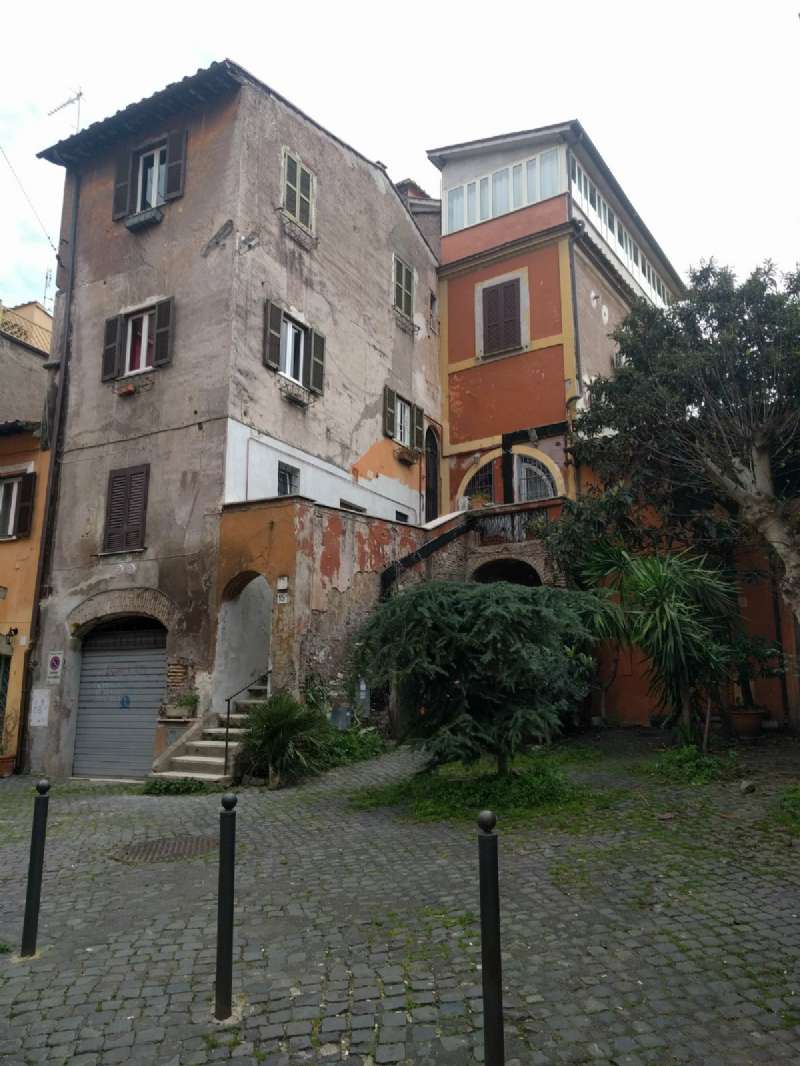 Appartamento ROMA vendita  TRASTEVERE  Via di Monte Fiore Roma Immobiliare