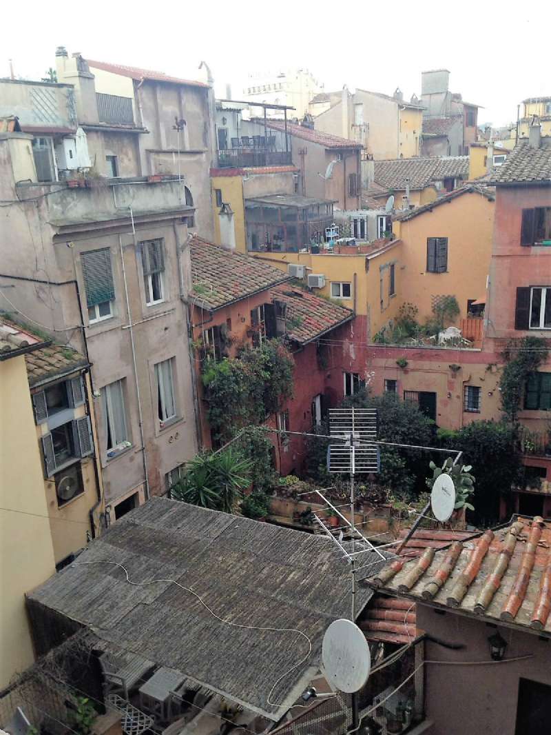 Appartamento ROMA affitto  Centro storico Campo dei Fiori Roma Immobiliare