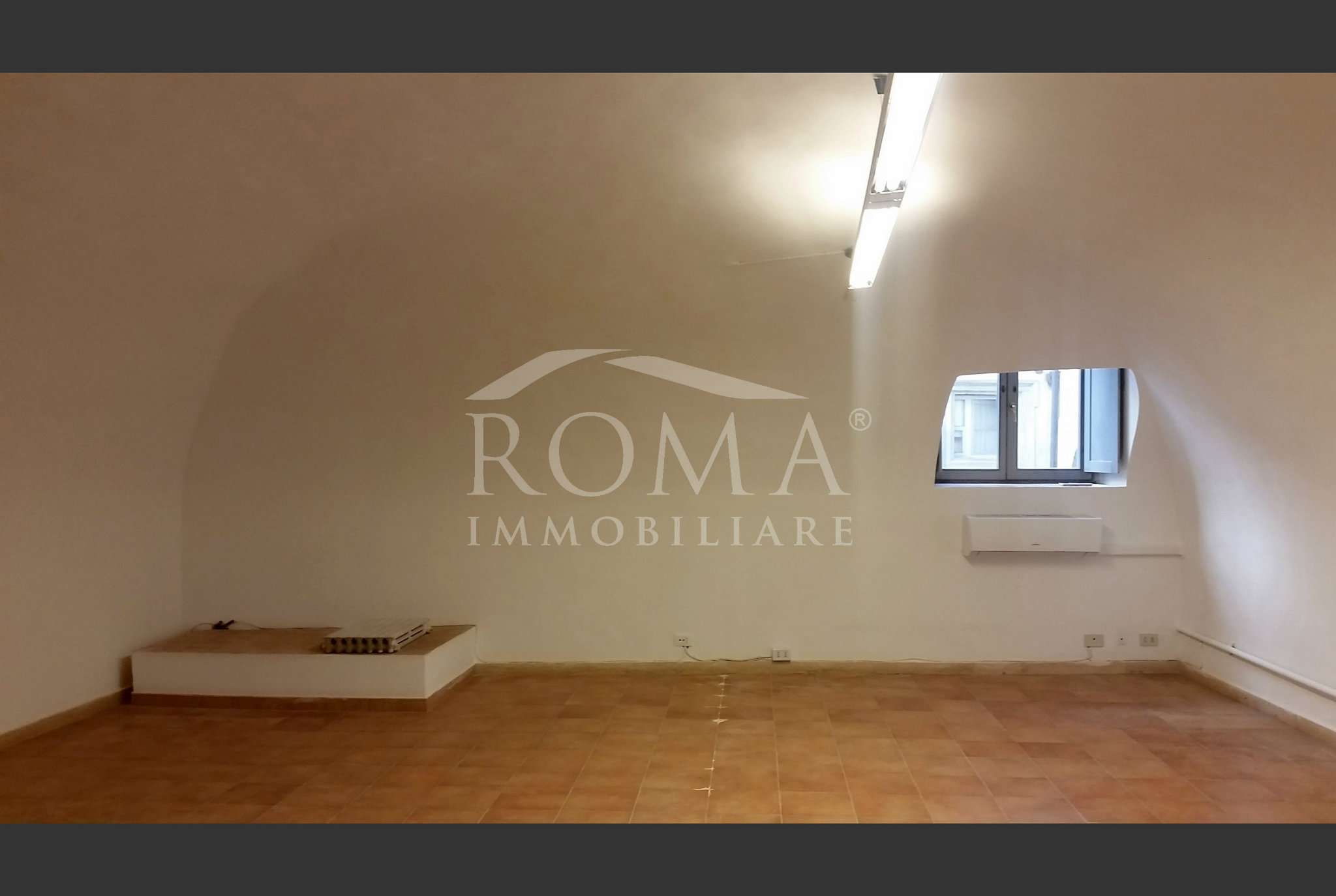 Appartamento ROMA affitto  Centro storico Mattei Roma Immobiliare