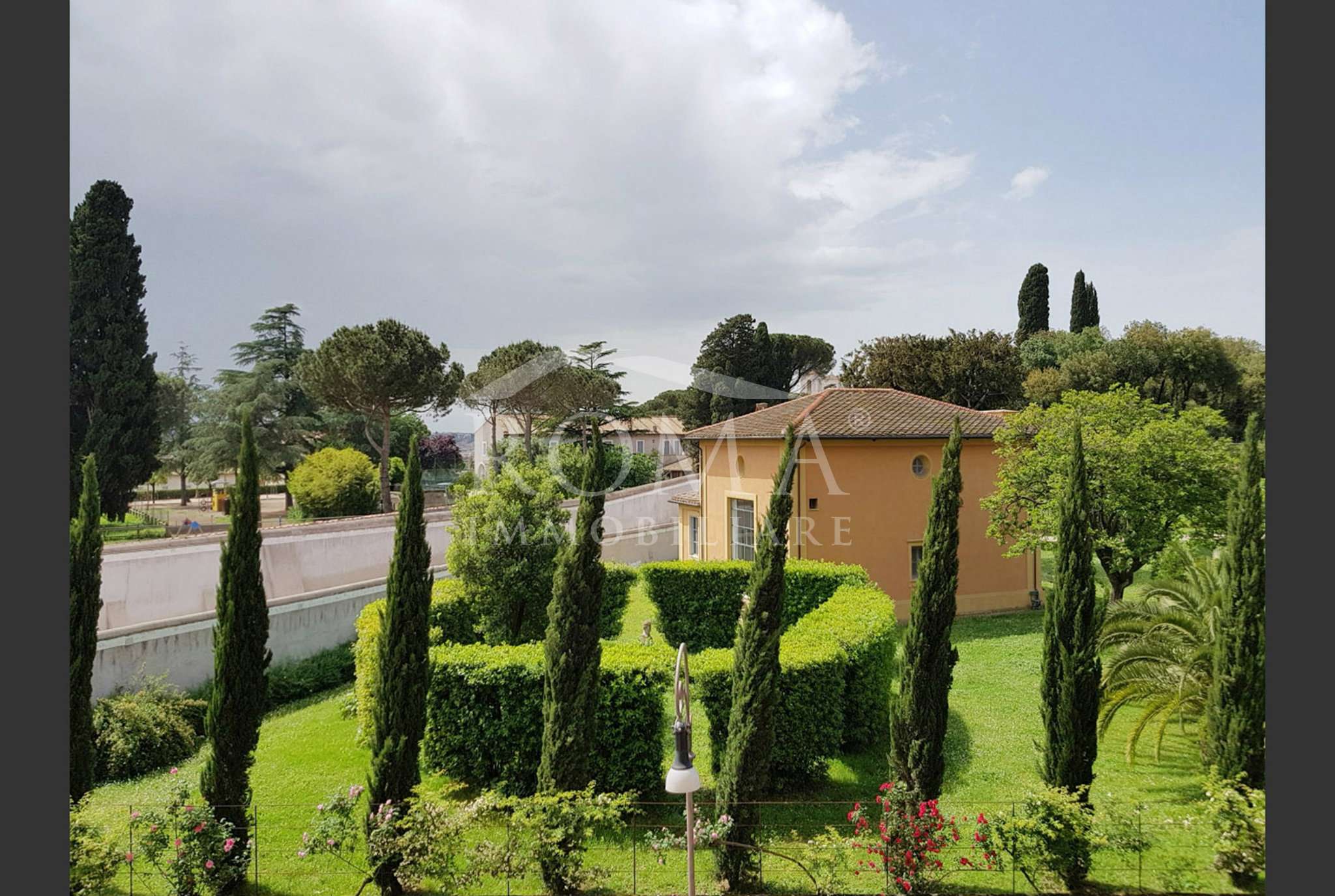 Appartamento ROMA vendita  Centro storico Porta Pinciana Roma Immobiliare