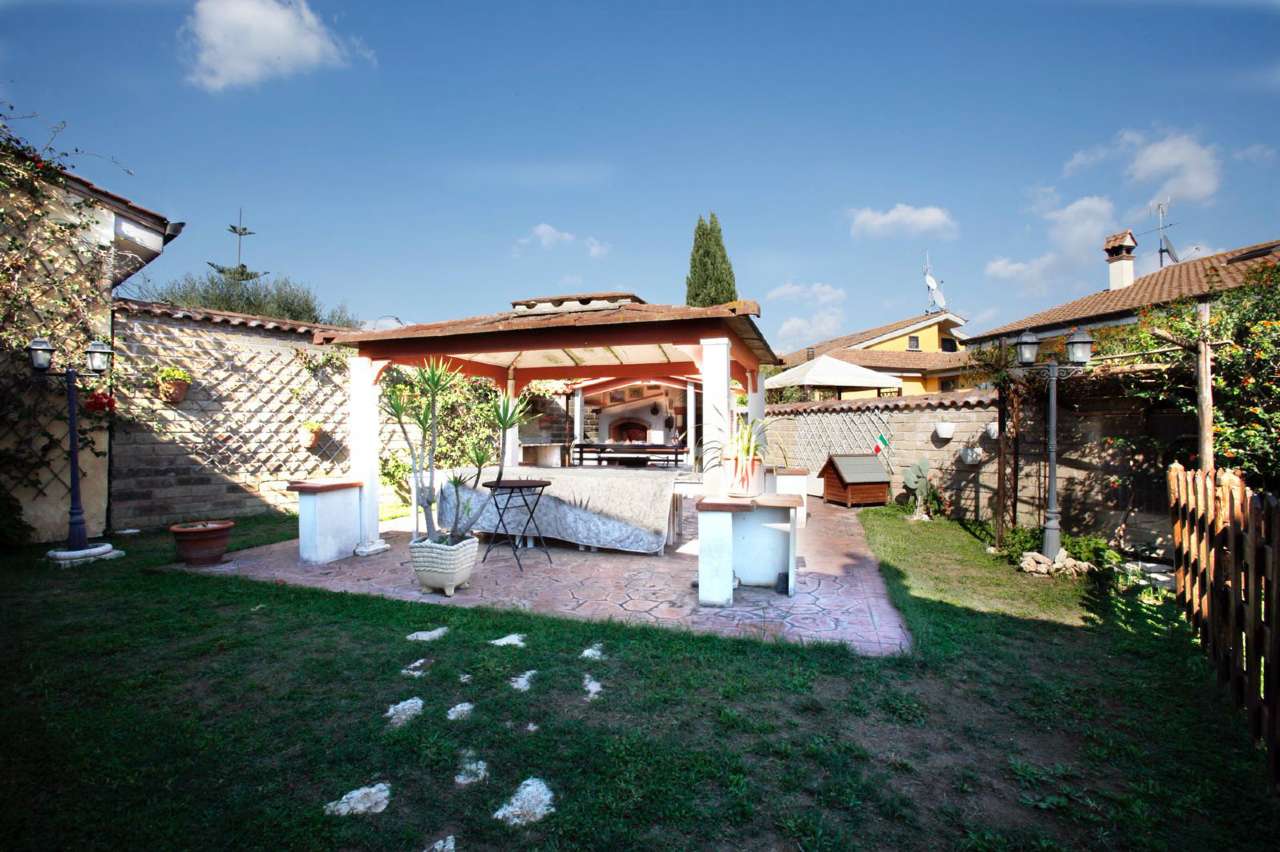 Villa ROMA vendita  ACILIA Zenone di Elea Roma Immobiliare