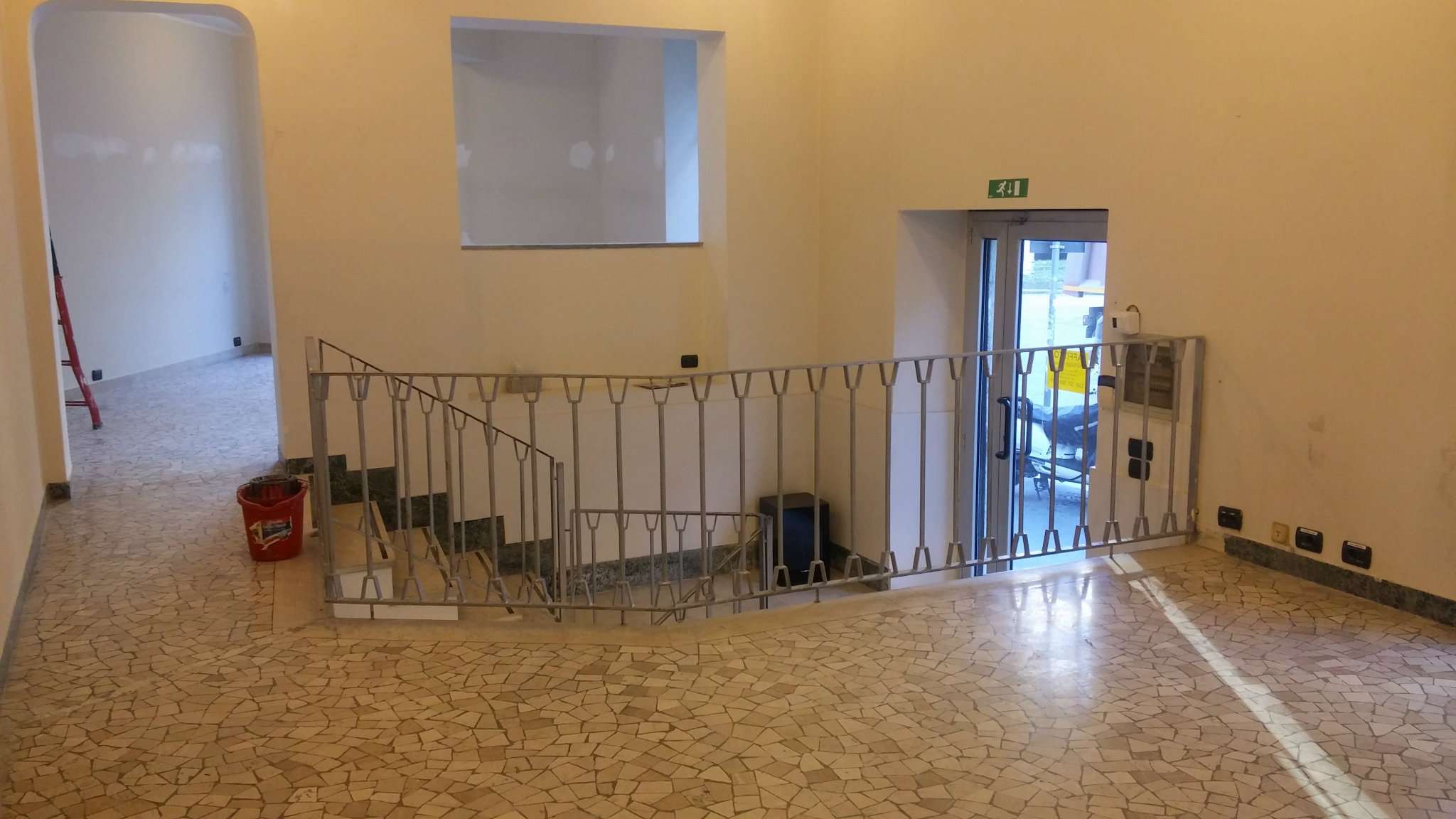 Negozio - Loc.Com. MILANO affitto   Sidoli STUDIO FUSATO SAS