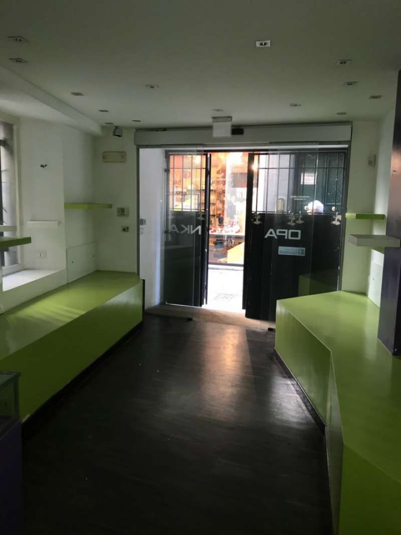 Negozio - Loc.Com. GENOVA vendita  CENTRO STORICO luccoli Genova negozi