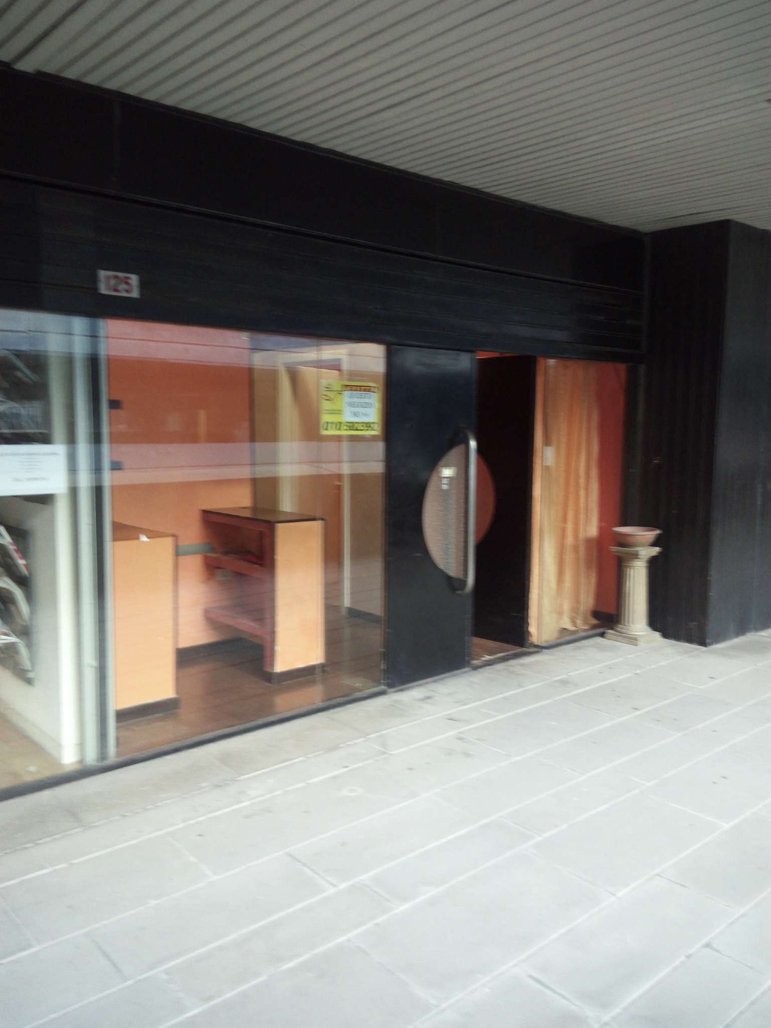 Negozio - Loc.Com. GENOVA affitto  CENTRO fieschi Genova negozi