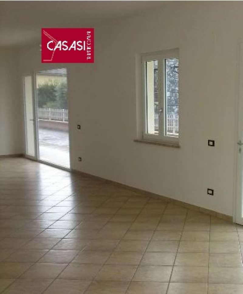 Negozio - Loc.Com. LUCCA affitto  ARANCIO  Casasì Immobiliare