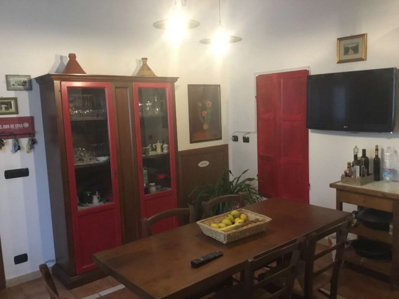 Stabile intero - Palazzo VIAREGGIO vendita   via fratti Casasì Immobiliare