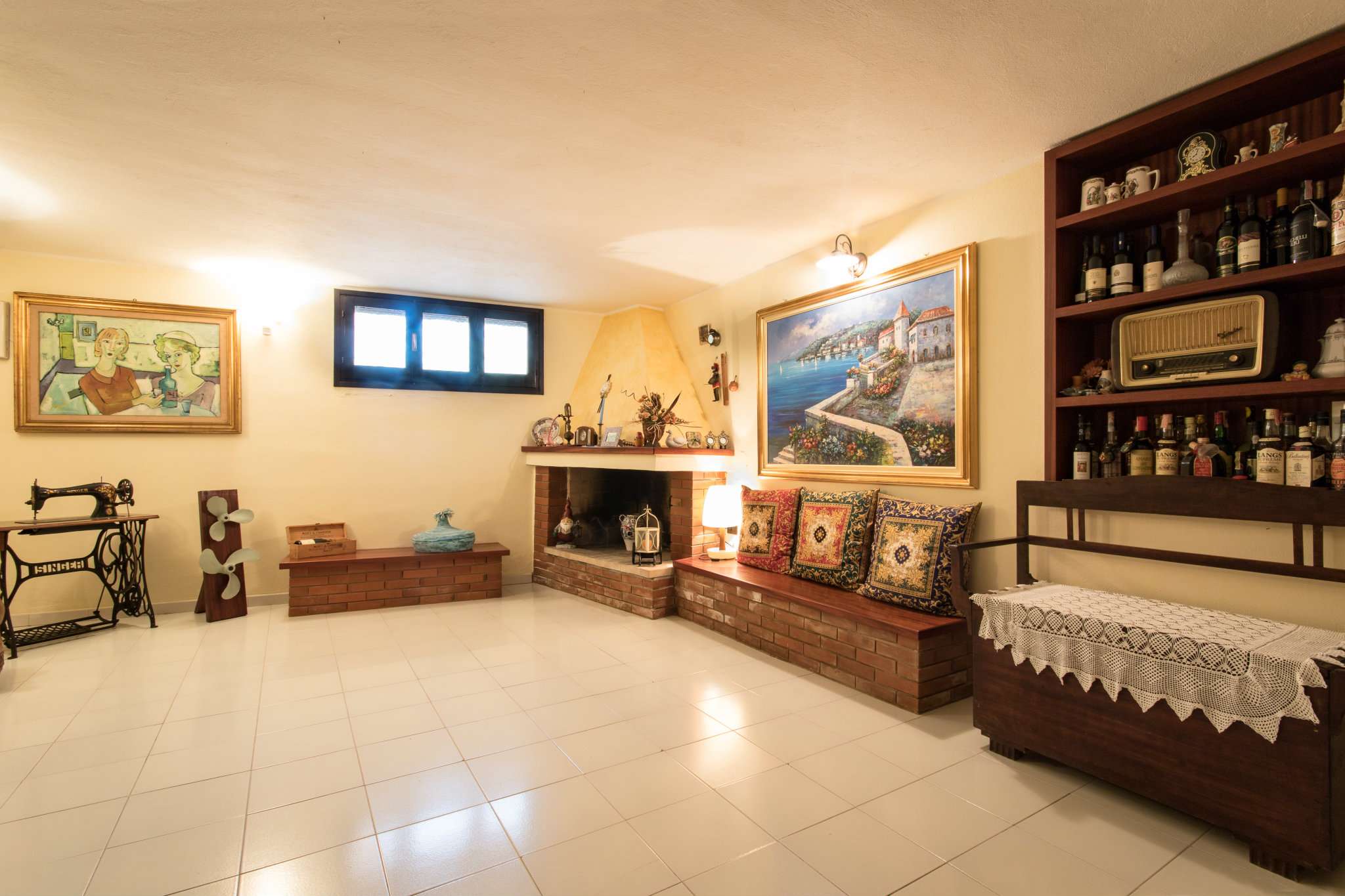 Villa Trifamiliare CAPOTERRA vendita    ReStyle Immobiliare