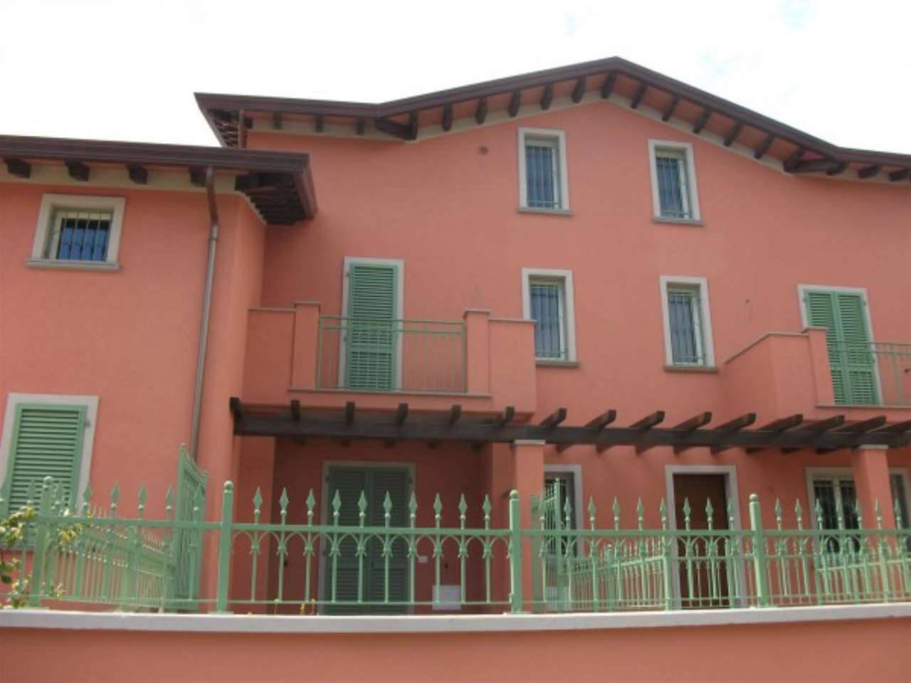 Villa CARRARA vendita   Pellicara AGENZIA IMMOBILIARE TANIA