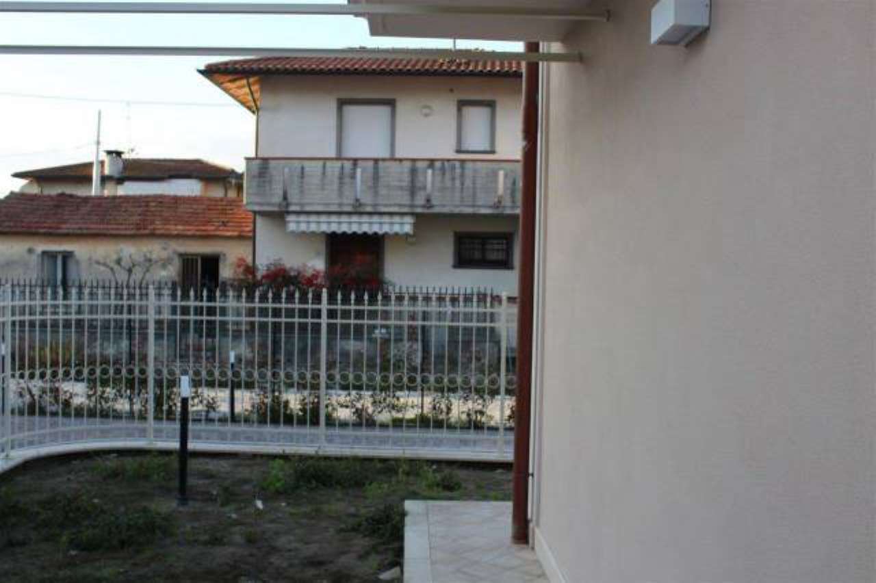 Villa Unifamiliare - Indipendente MASSA vendita   Roma AGENZIA IMMOBILIARE TANIA