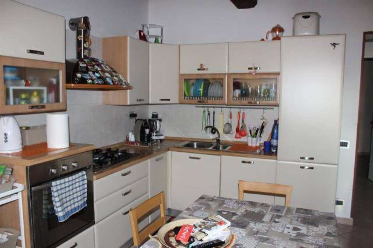  carrara vendita quart:  agenzia immobiliare tania