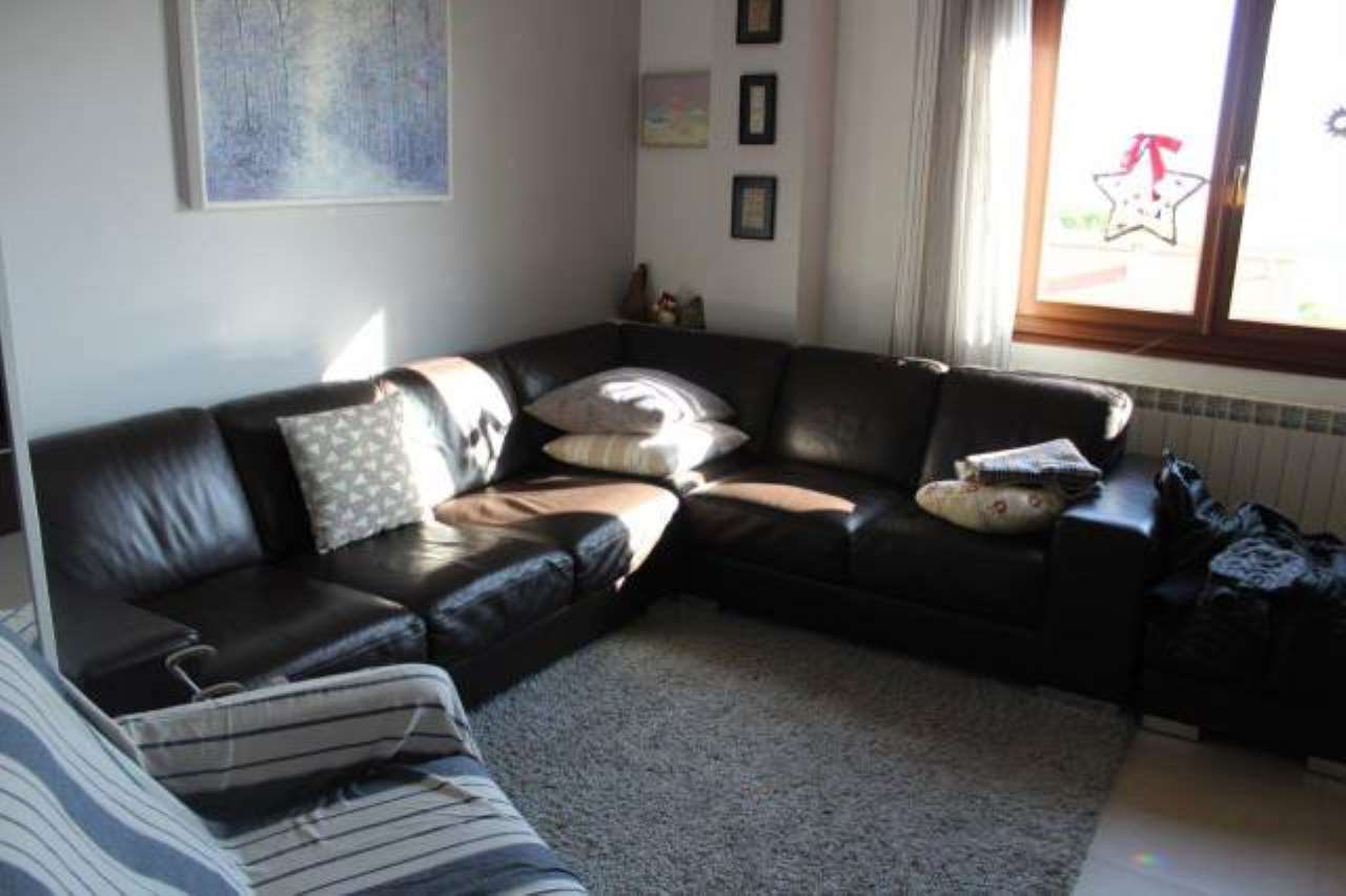  carrara vendita quart:  agenzia immobiliare tania