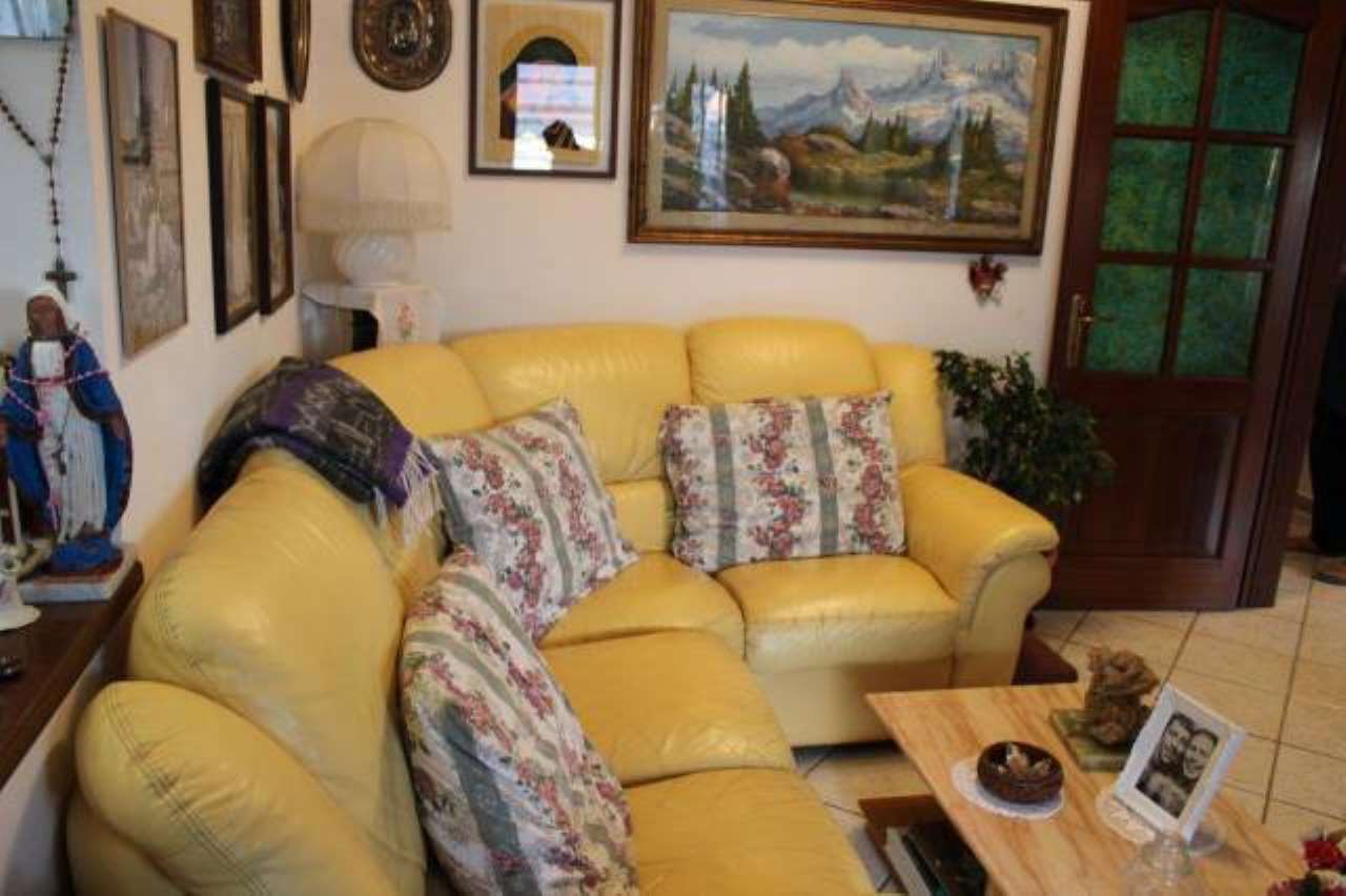 Villa Unifamiliare - Indipendente CARRARA vendita   Lodovico Zamenhof AGENZIA IMMOBILIARE TANIA