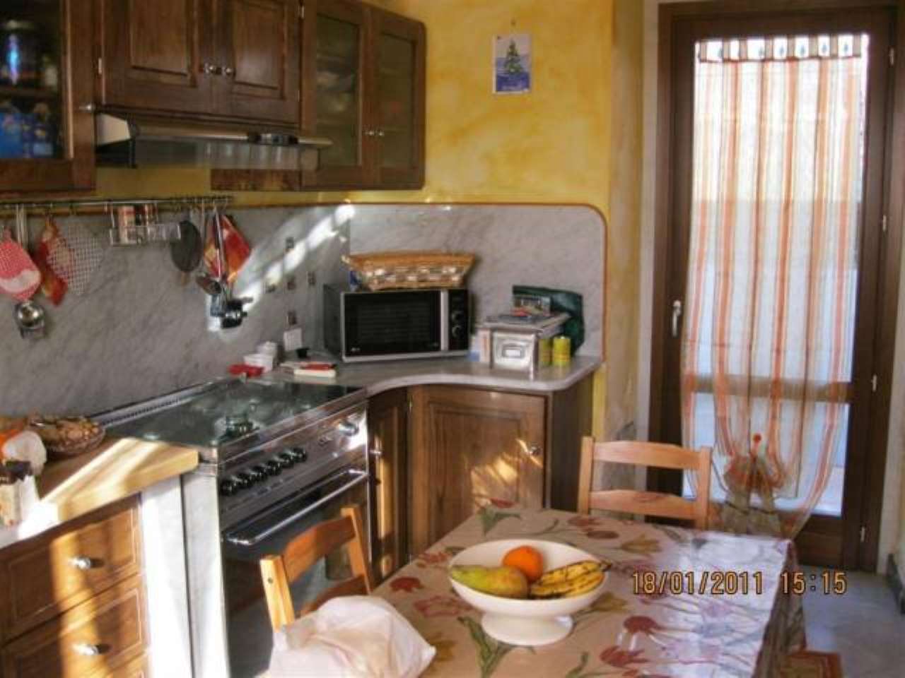 Villa CARRARA vendita   Pelucara AGENZIA IMMOBILIARE TANIA