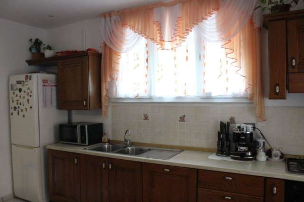 Appartamento CARRARA vendita   Provinciale Carrara-Avenza AGENZIA IMMOBILIARE TANIA