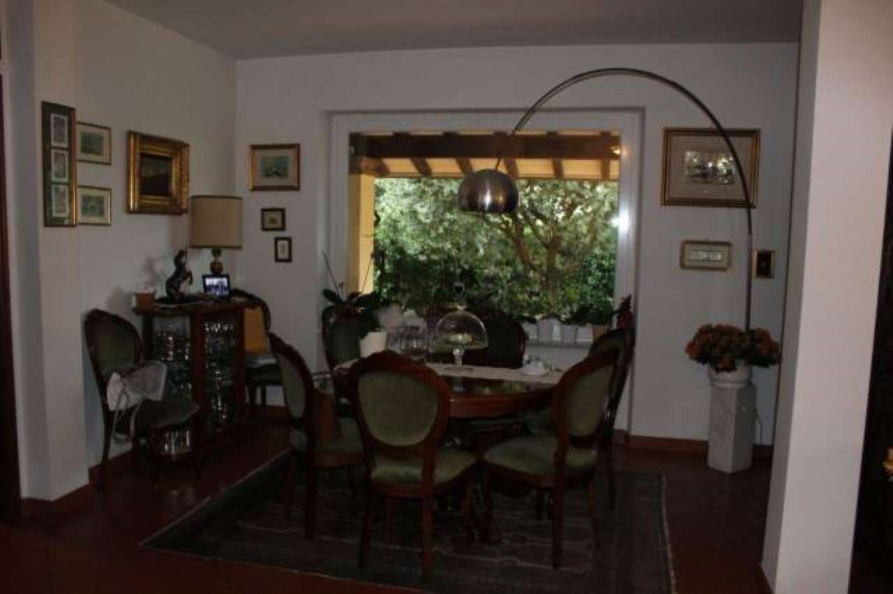 Villa CARRARA vendita   20 Settembre AGENZIA IMMOBILIARE TANIA