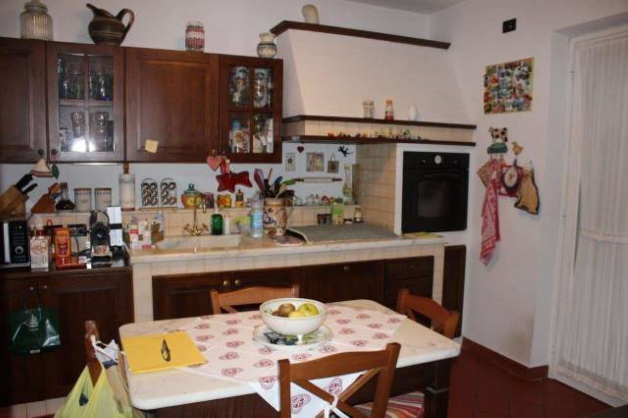 Villa CARRARA vendita   20 Settembre AGENZIA IMMOBILIARE TANIA