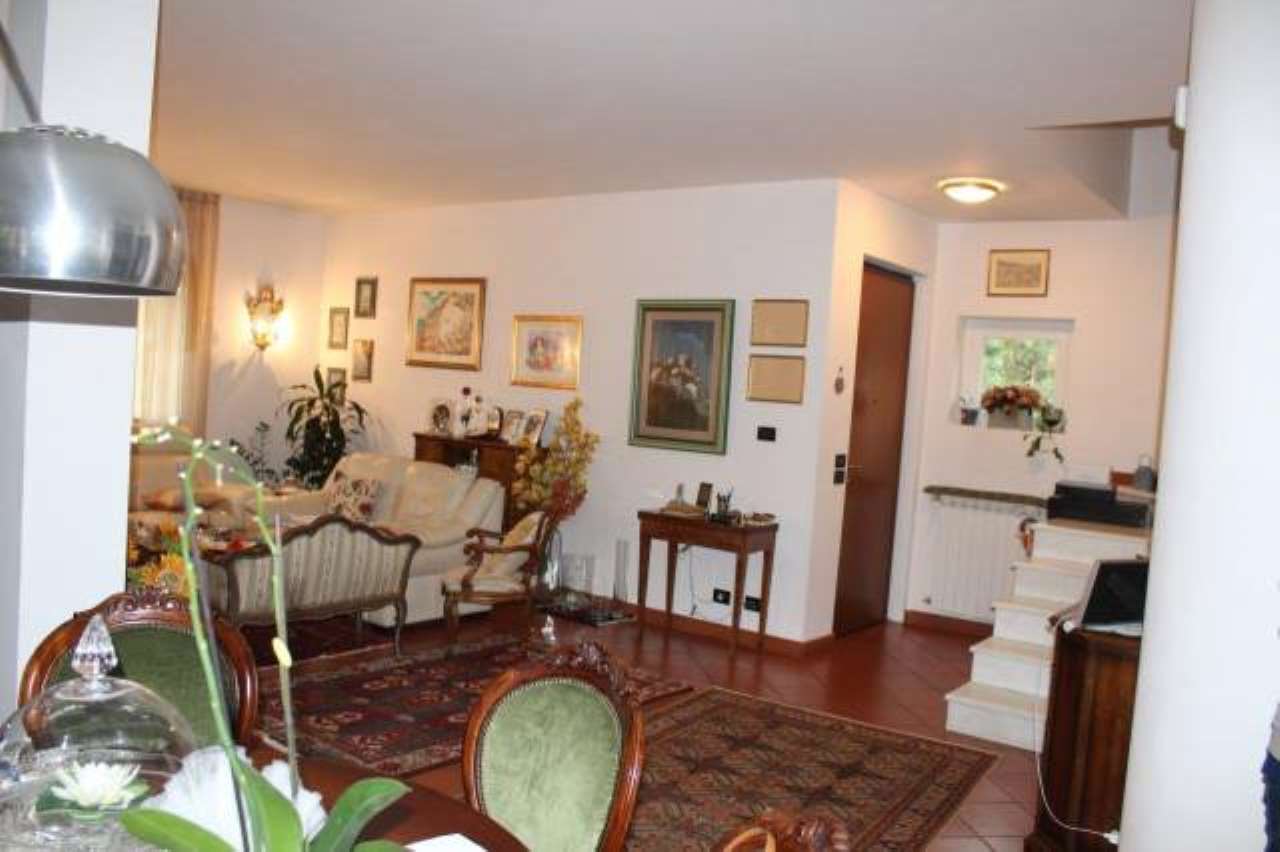 Villa CARRARA vendita   20 Settembre AGENZIA IMMOBILIARE TANIA