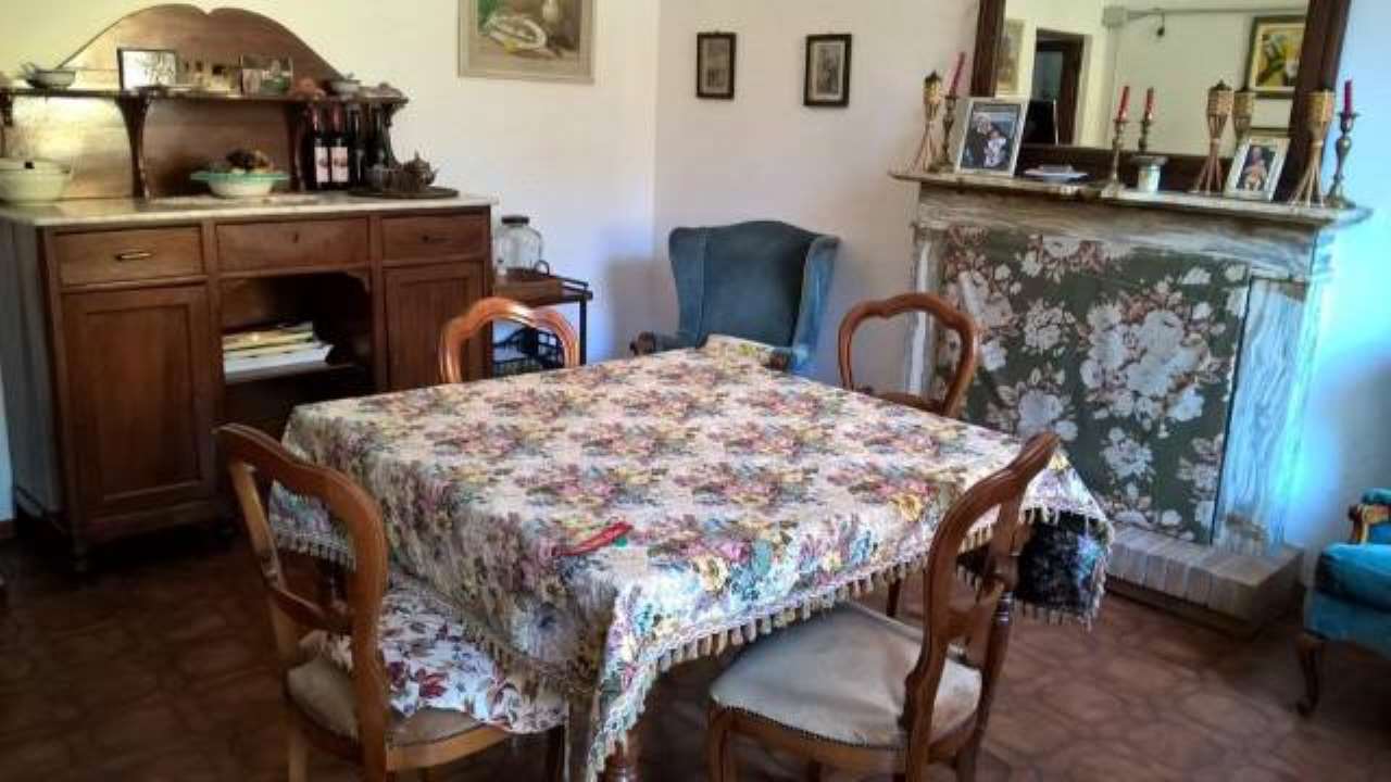  montignoso vendita quart:  agenzia immobiliare tania