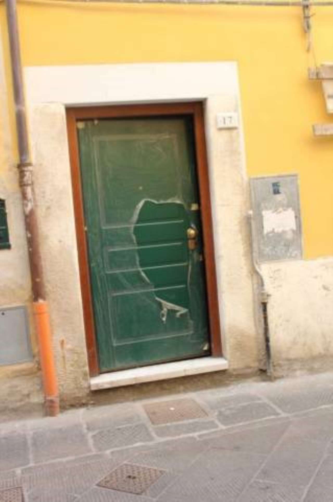 Villa Unifamiliare - Indipendente CARRARA vendita   Camillo Benso di Cavour AGENZIA IMMOBILIARE TANIA