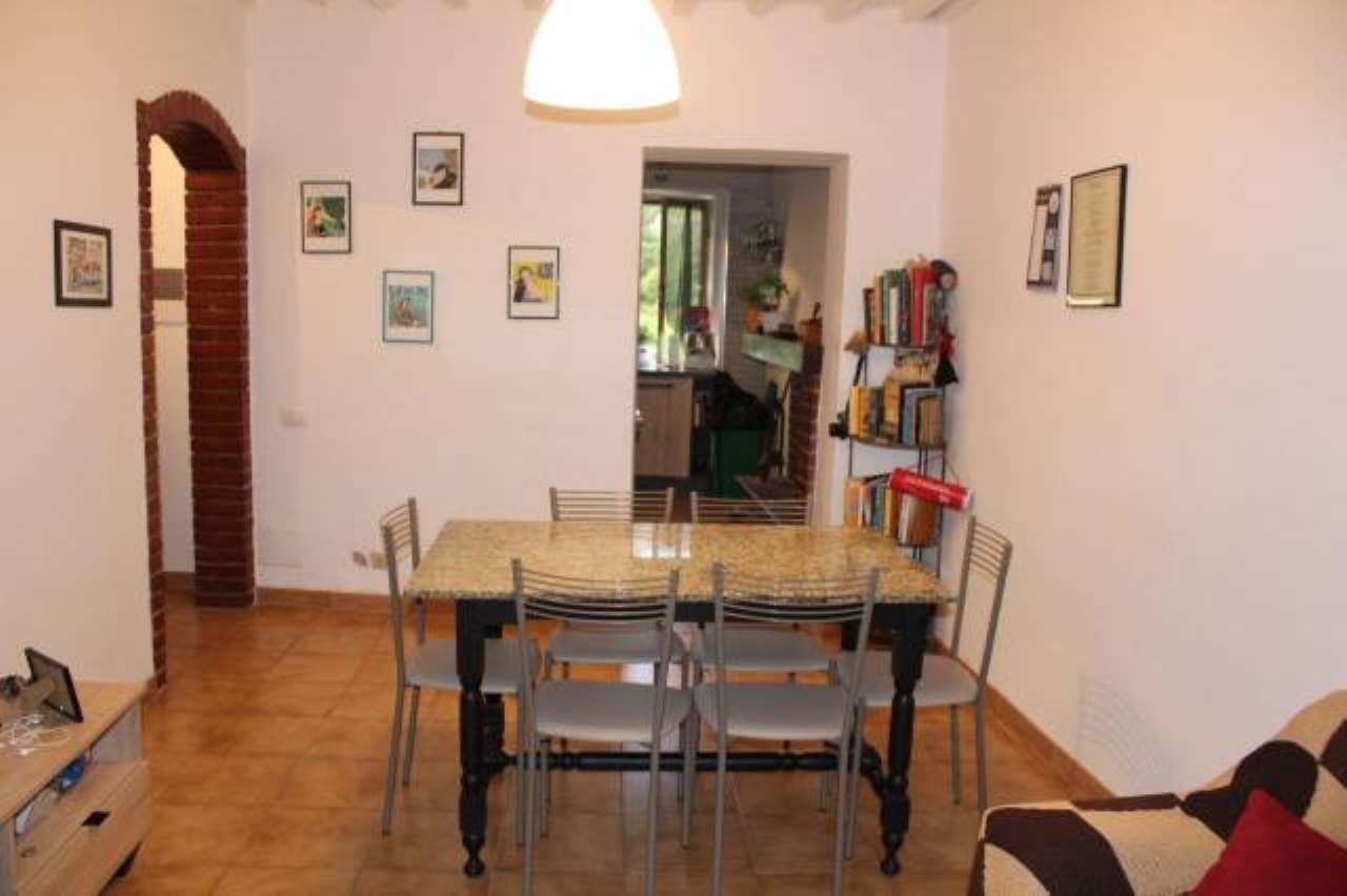 Villa Unifamiliare - Indipendente CARRARA vendita   Provinciale di Gragnana AGENZIA IMMOBILIARE TANIA