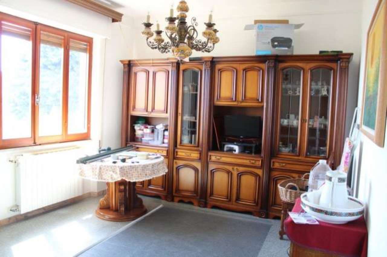 Villa CARRARA vendita   Monteverde AGENZIA IMMOBILIARE TANIA