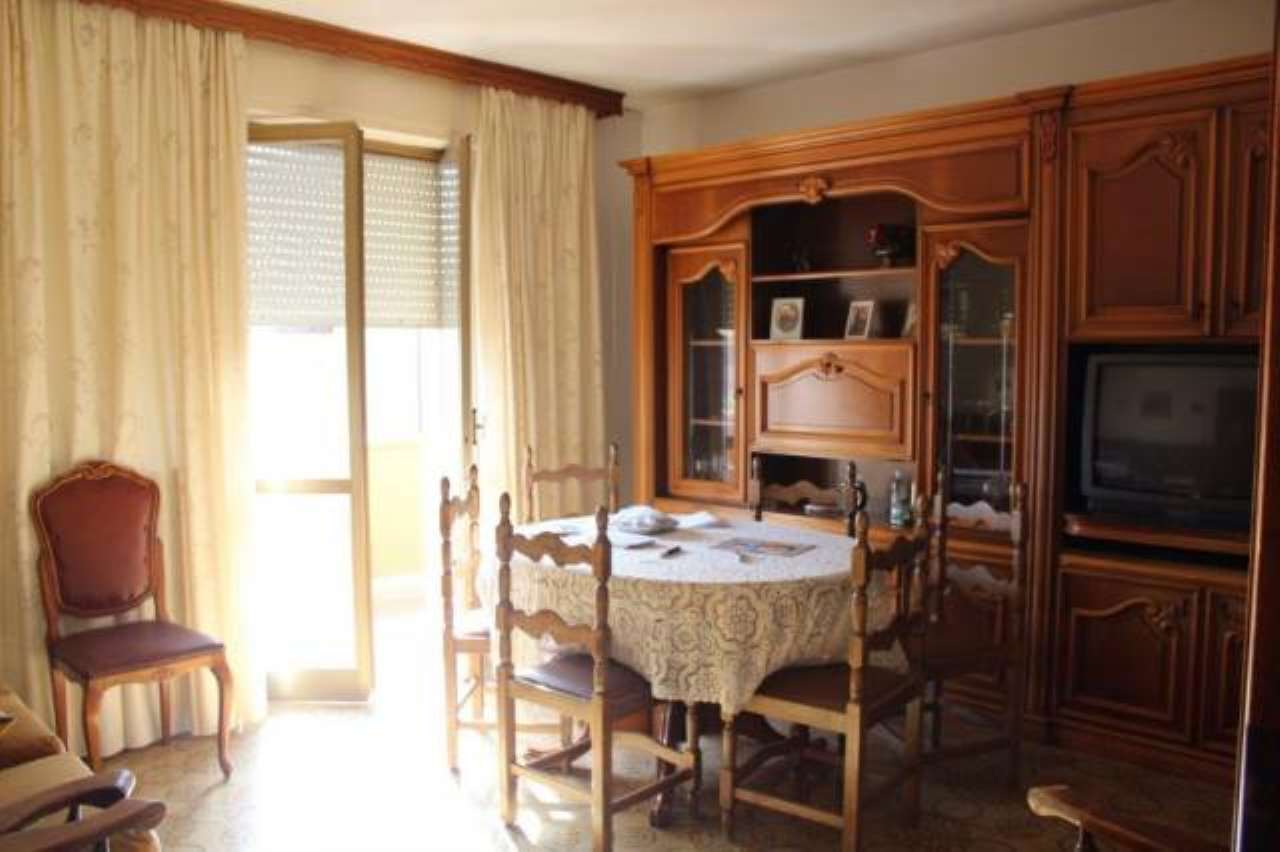 Villa Unifamiliare - Indipendente CARRARA vendita   Luigi Cadorna AGENZIA IMMOBILIARE TANIA