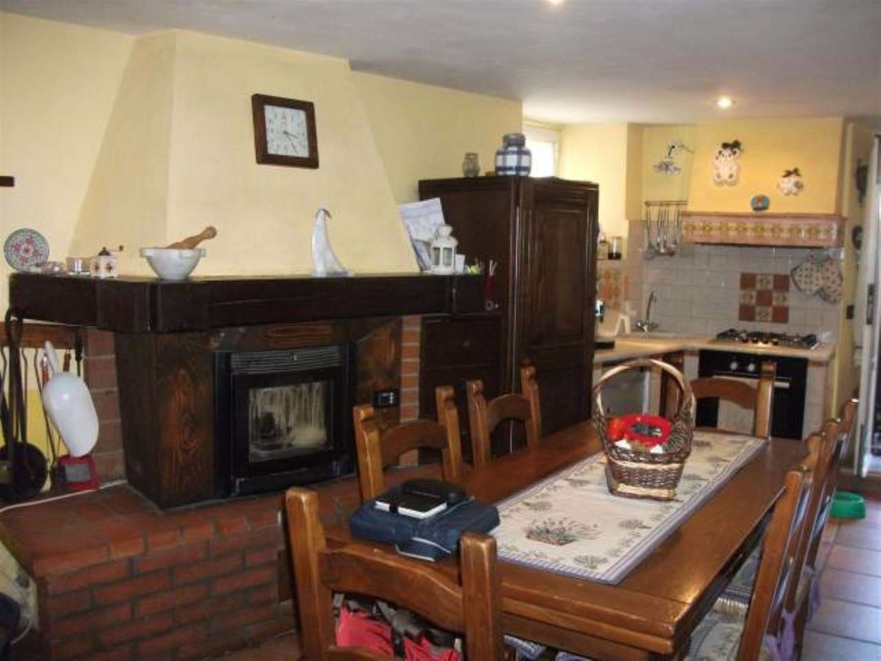 Villa Unifamiliare - Indipendente CARRARA vendita   Carriona AGENZIA IMMOBILIARE TANIA