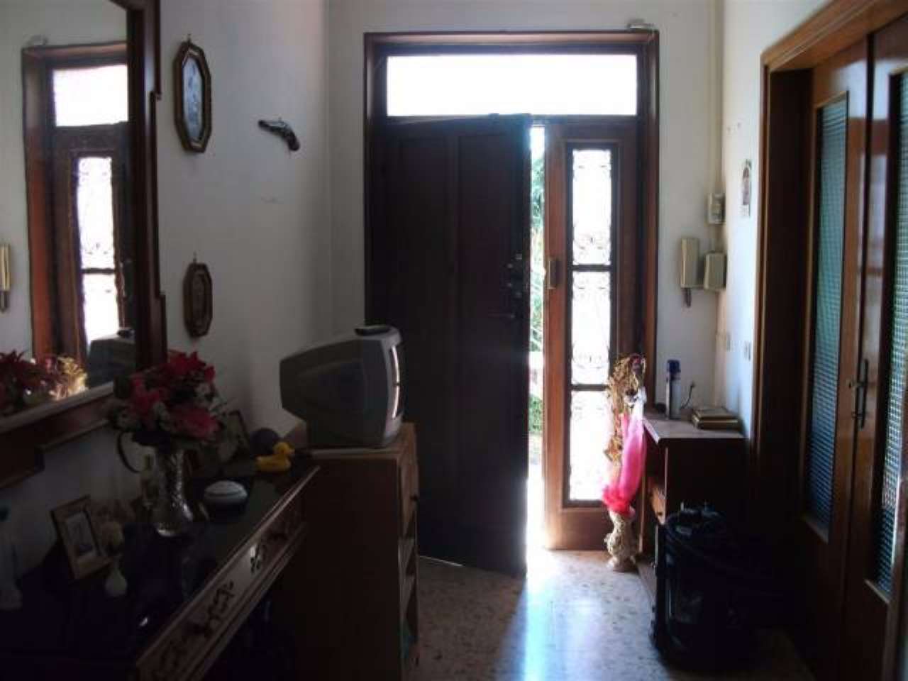  carrara vendita quart:  agenzia-immobiliare-tania