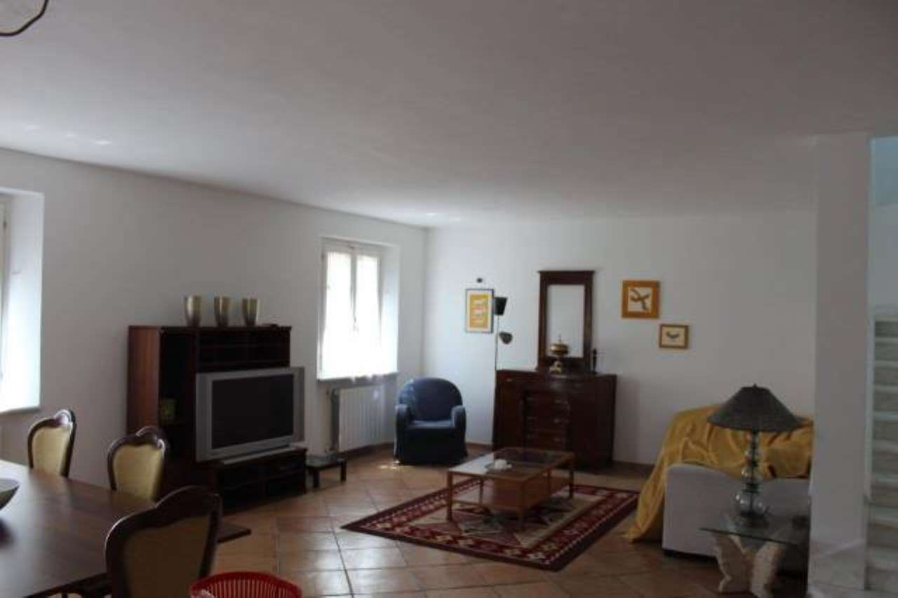 Villa CARRARA vendita   Bonascola AGENZIA IMMOBILIARE TANIA