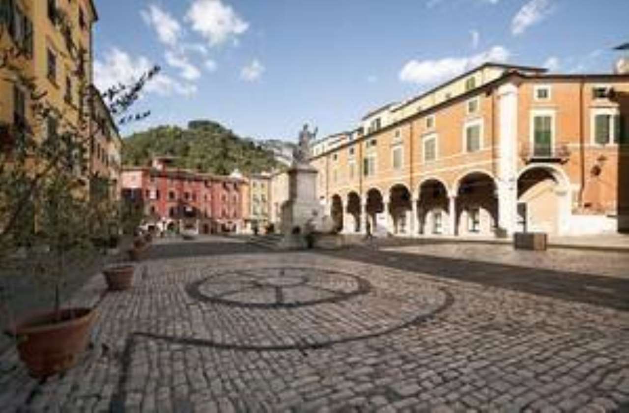 Villa CARRARA vendita   Cristoforo Colombo AGENZIA IMMOBILIARE TANIA