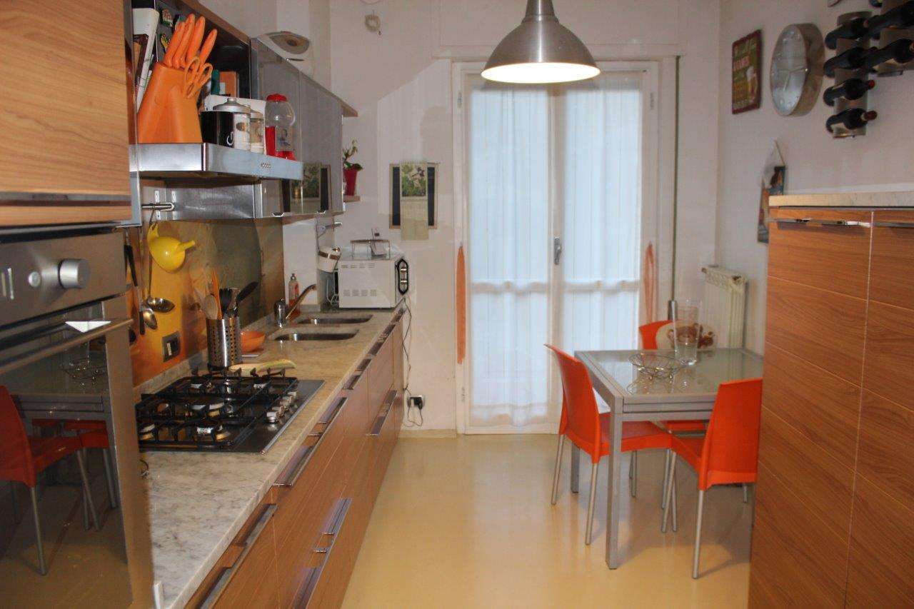  carrara vendita quart:  agenzia immobiliare tania