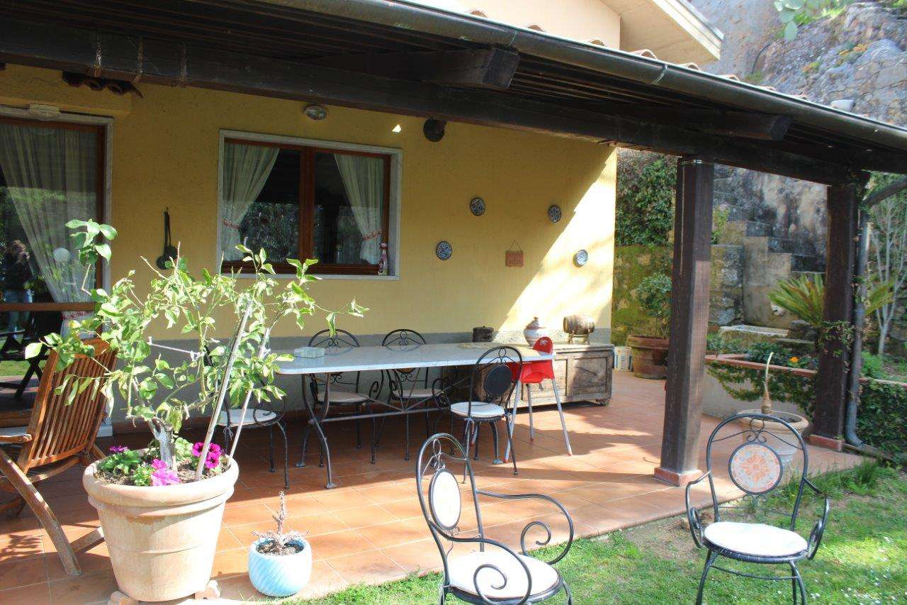  carrara vendita quart:  agenzia immobiliare tania
