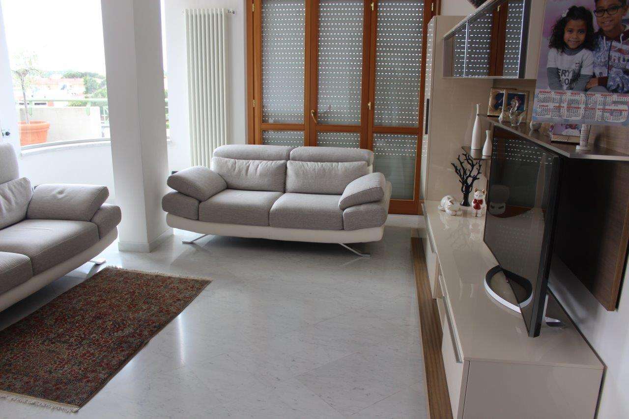  carrara vendita quart:  agenzia immobiliare tania