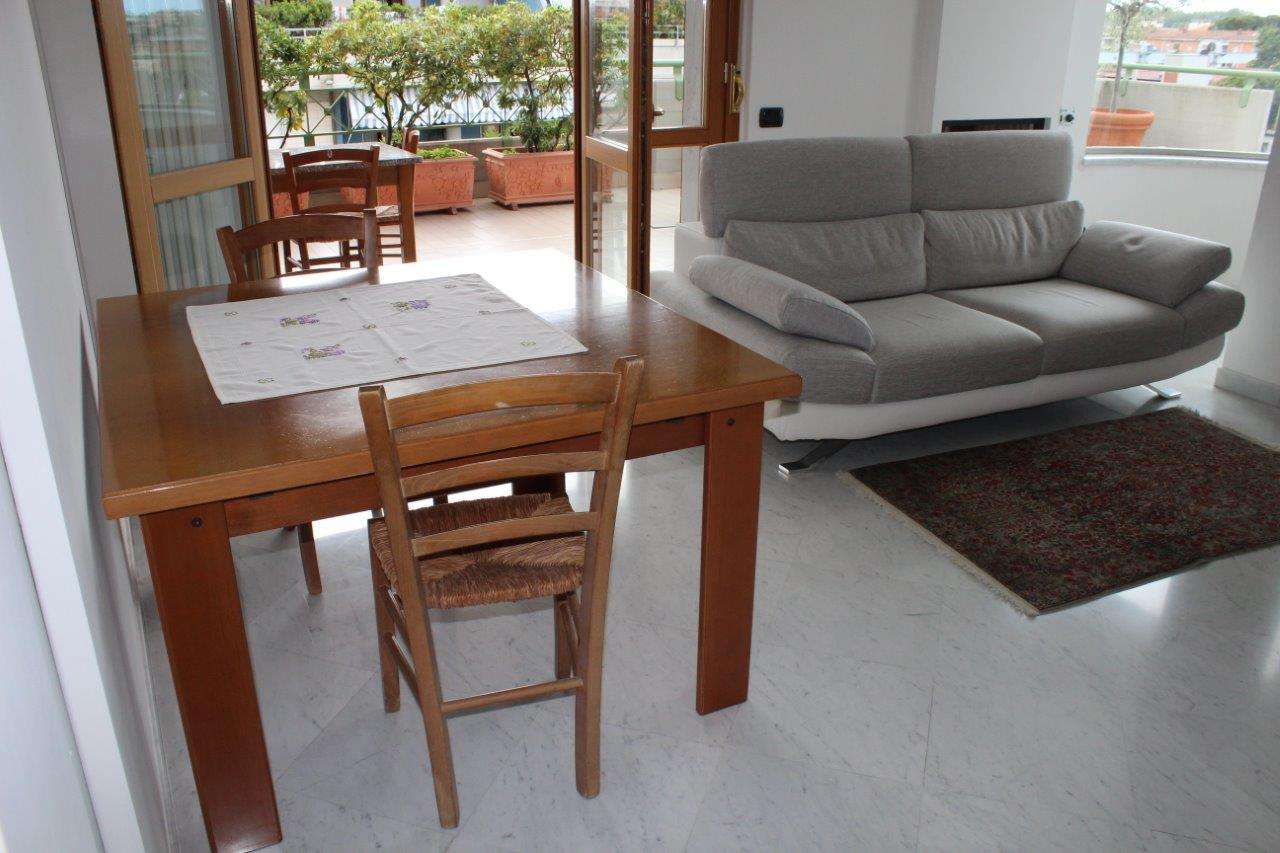 Attico CARRARA vendita   campo d appio AGENZIA IMMOBILIARE TANIA