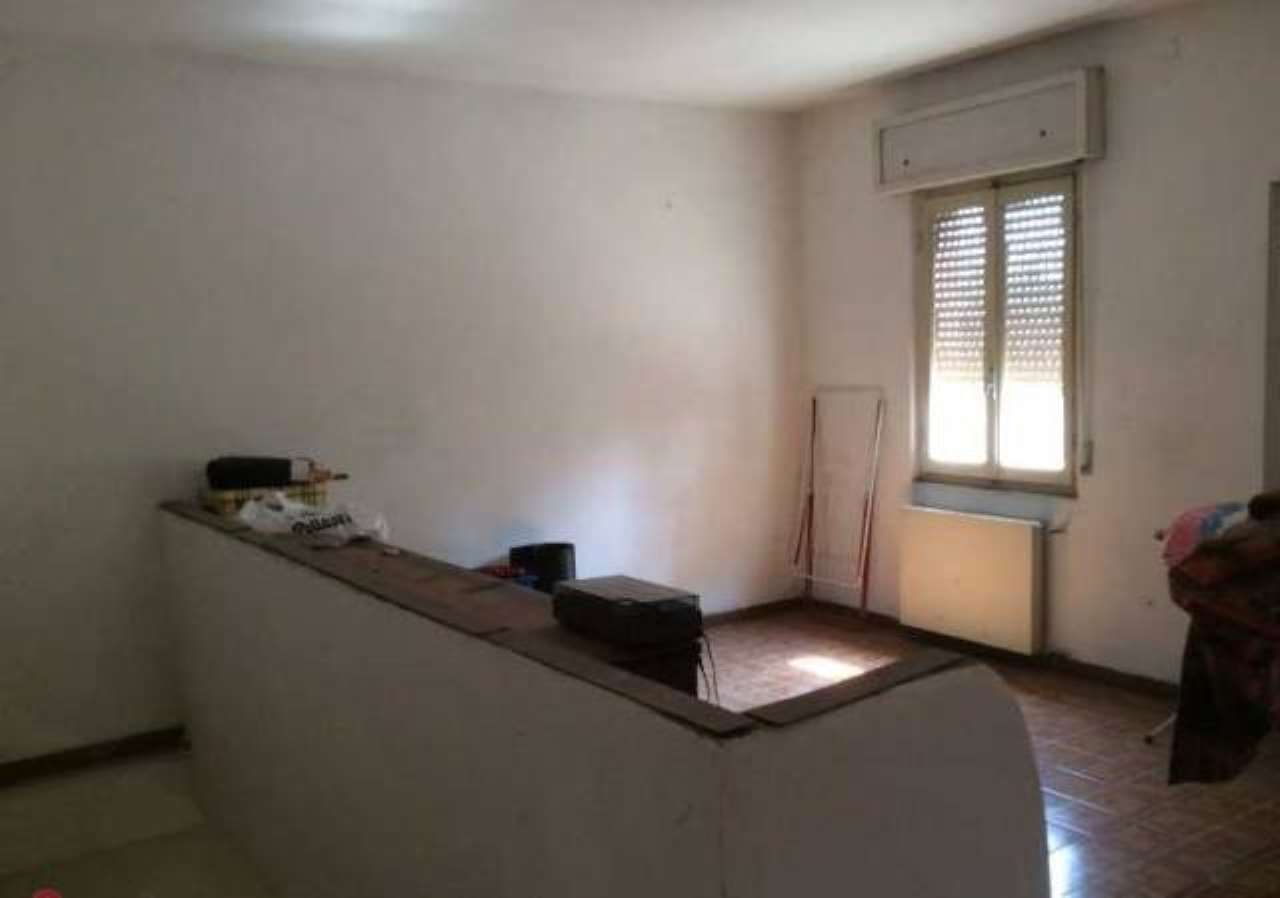 Villa Unifamiliare - Indipendente FIORENZUOLA D