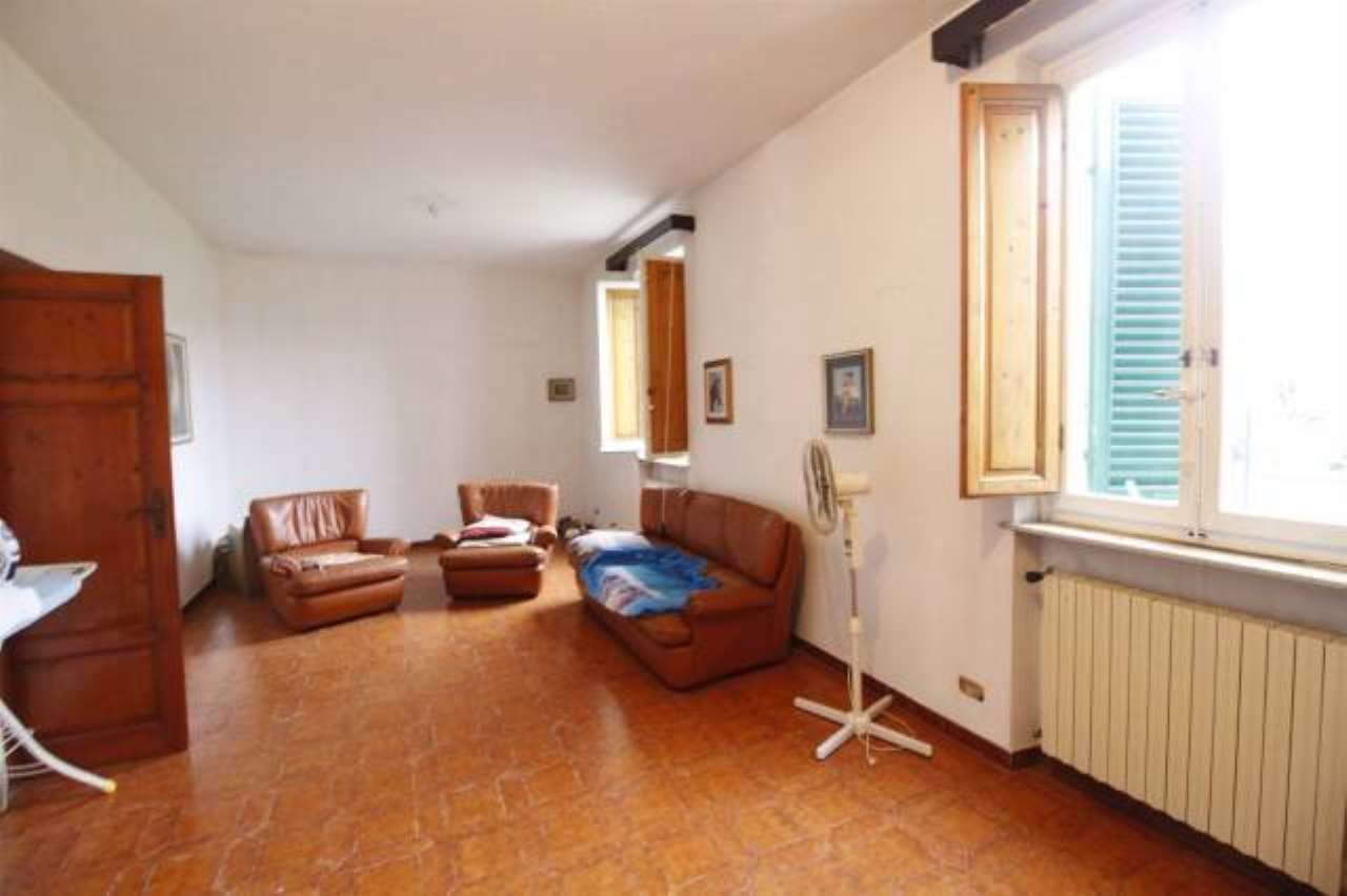 Villa LUCCA vendita  SAN LORENZO A VACCOLI  Catelli Immobiliare