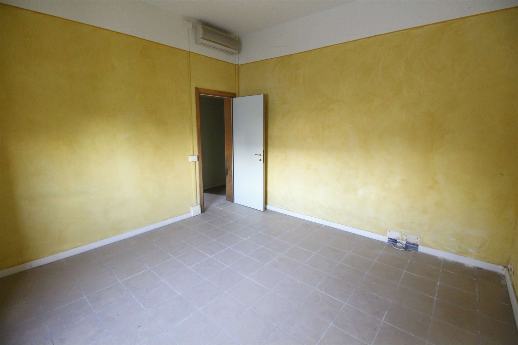 Ufficio - Loc.Com. LUCCA vendita  ARANCIO Via Cornacchie Catelli Immobiliare