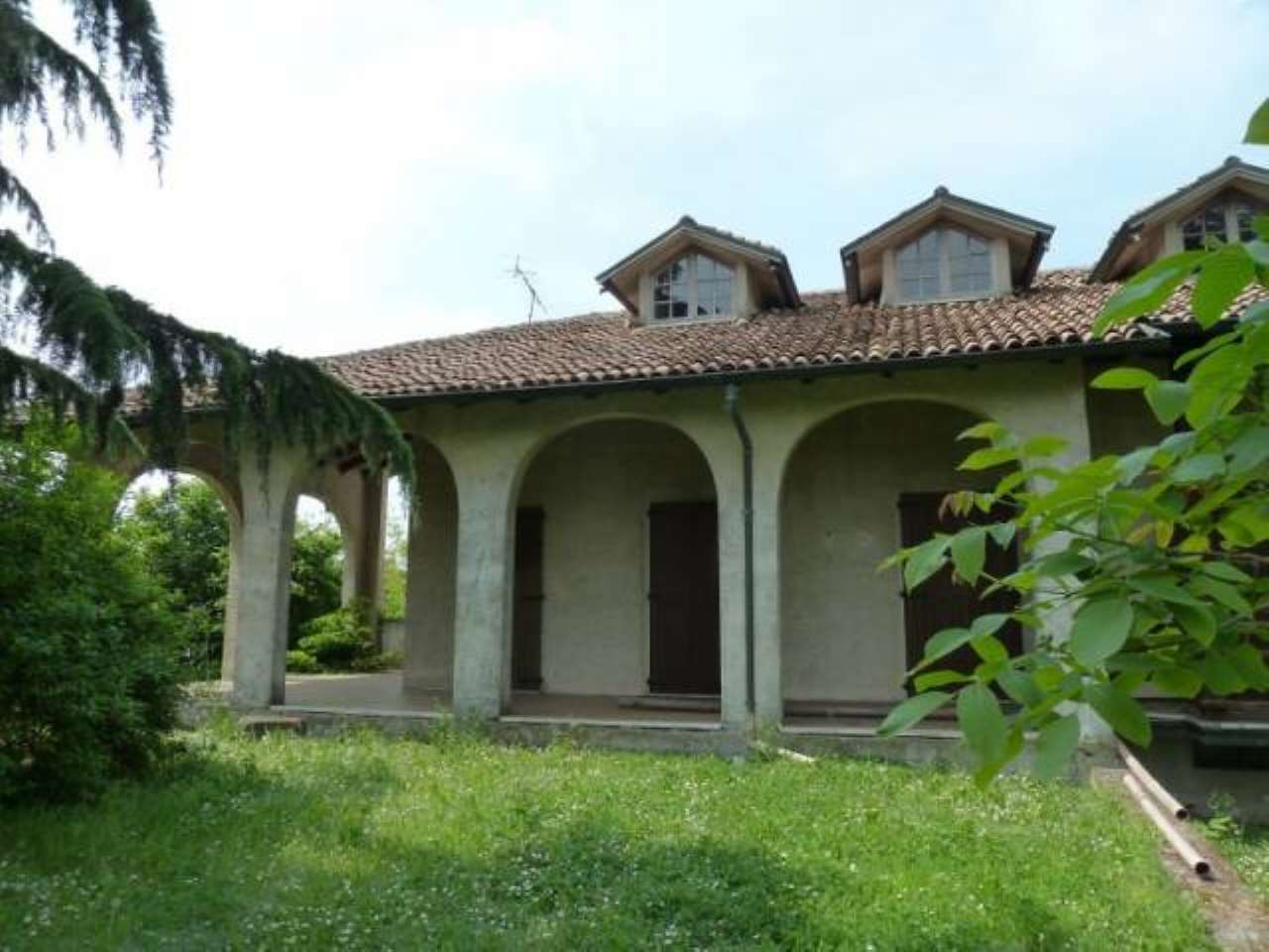 Villa ZIANO PIACENTINO vendita   della Calcinara Floriani e Capra Snc Studio Immobiliare