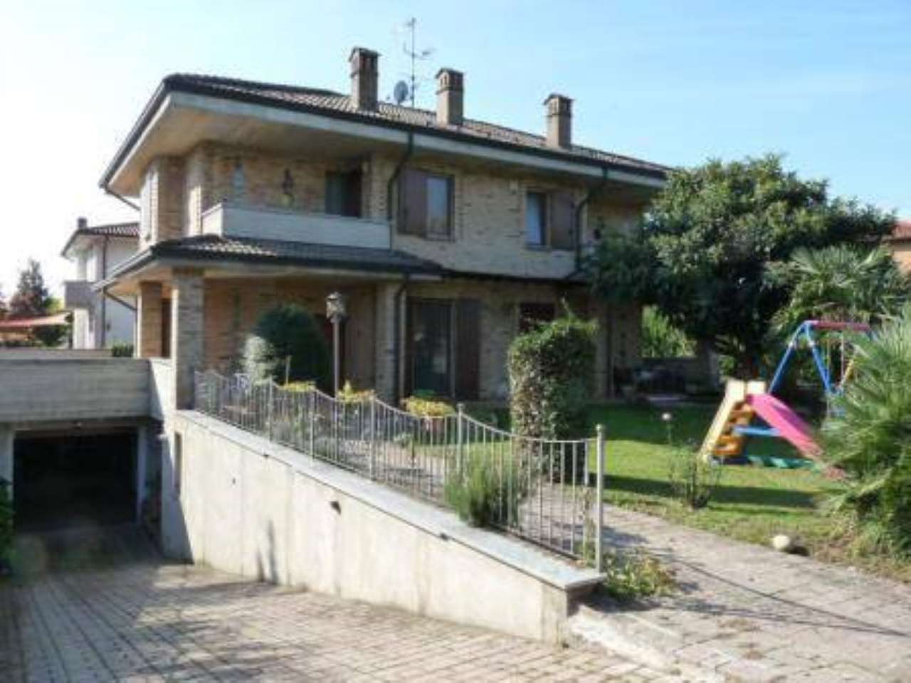  busnago vendita quart:  vendocasa soluzioni immobiliari s.r.l.