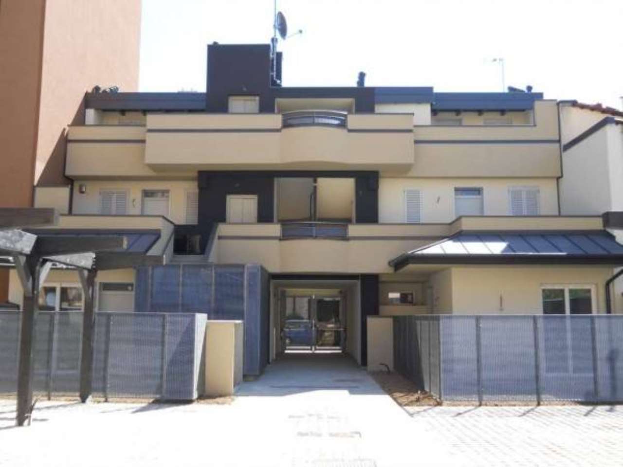 Appartamento CONCOREZZO vendita   Edmondo de Amicis Vendocasa Soluzioni immobiliari S.r.l.