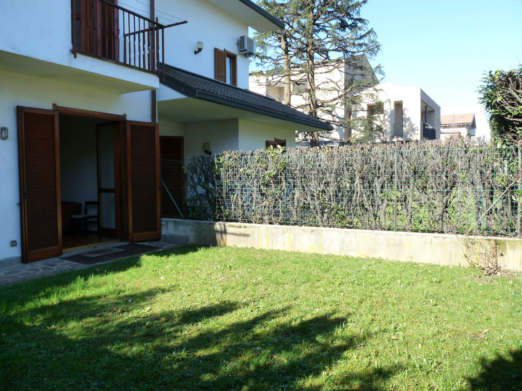 Villa Affiancata - Schiera BURAGO DI MOLGORA affitto   Edmondo de Amicis Vendocasa Soluzioni immobiliari S.r.l.