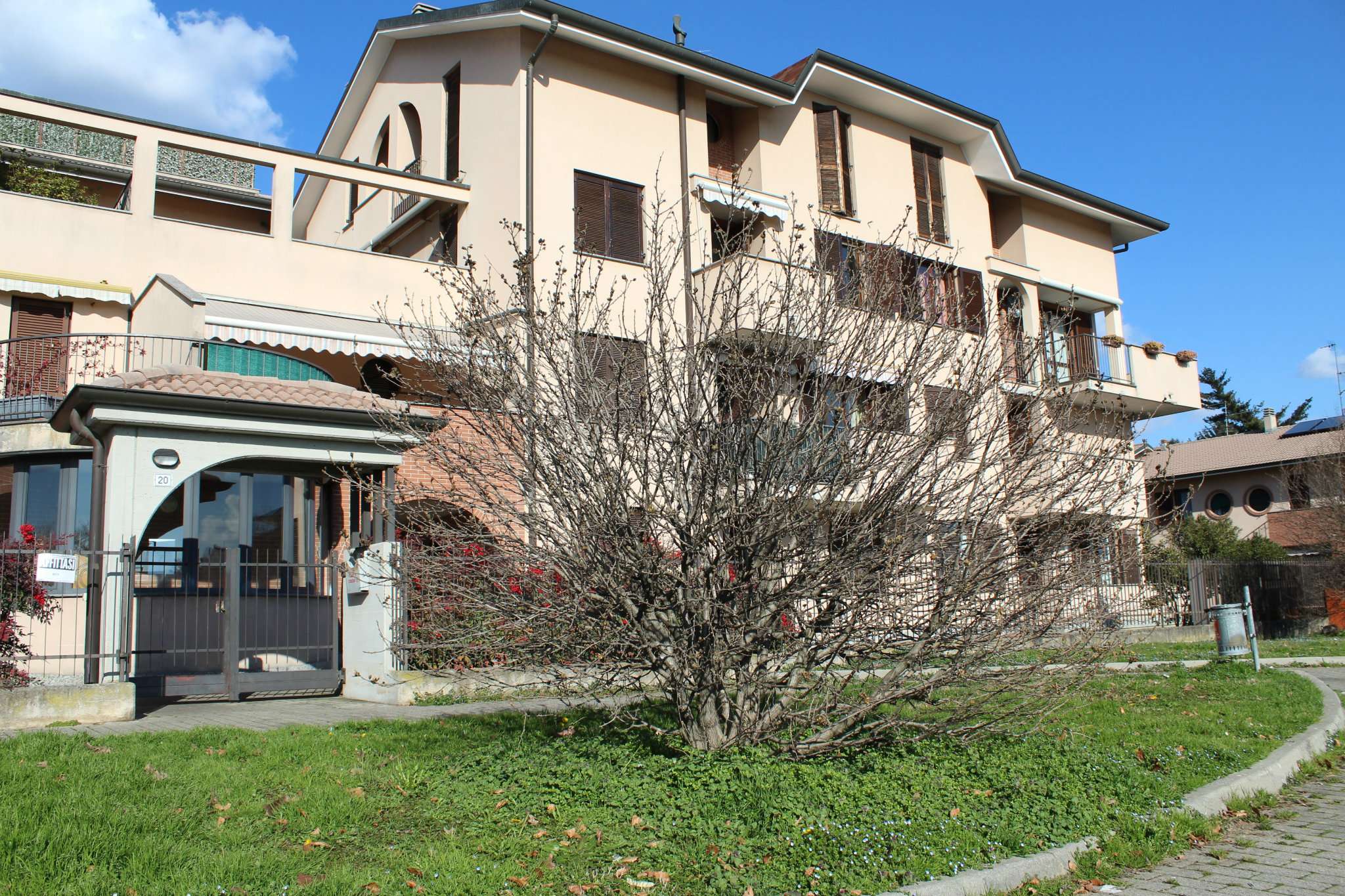 Appartamento RONCELLO vendita   piave Vendocasa Soluzioni immobiliari S.r.l.