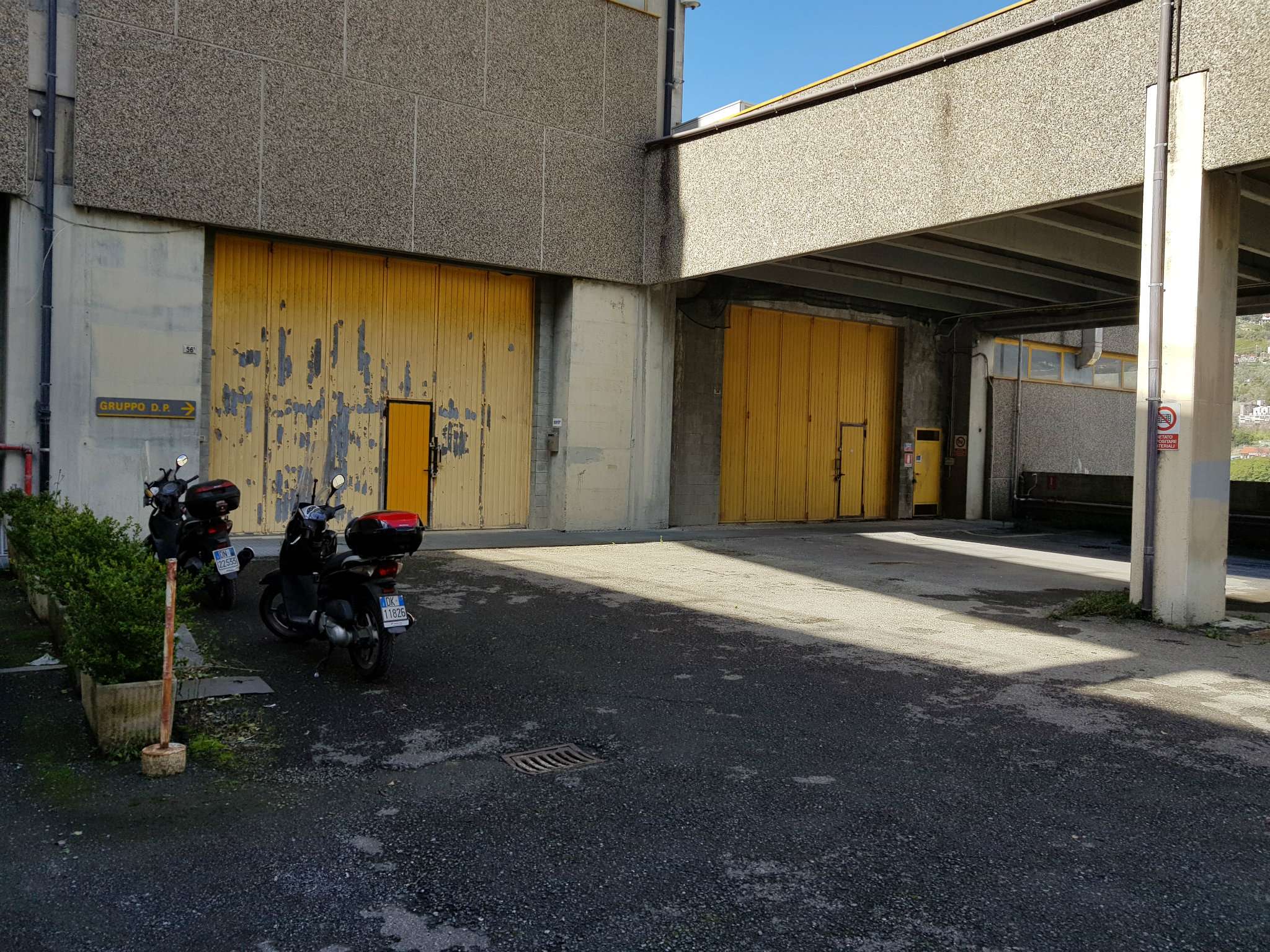 Capannoni (Tutti) GENOVA vendita  MOLASSANA Gualco FIN BUSINESS