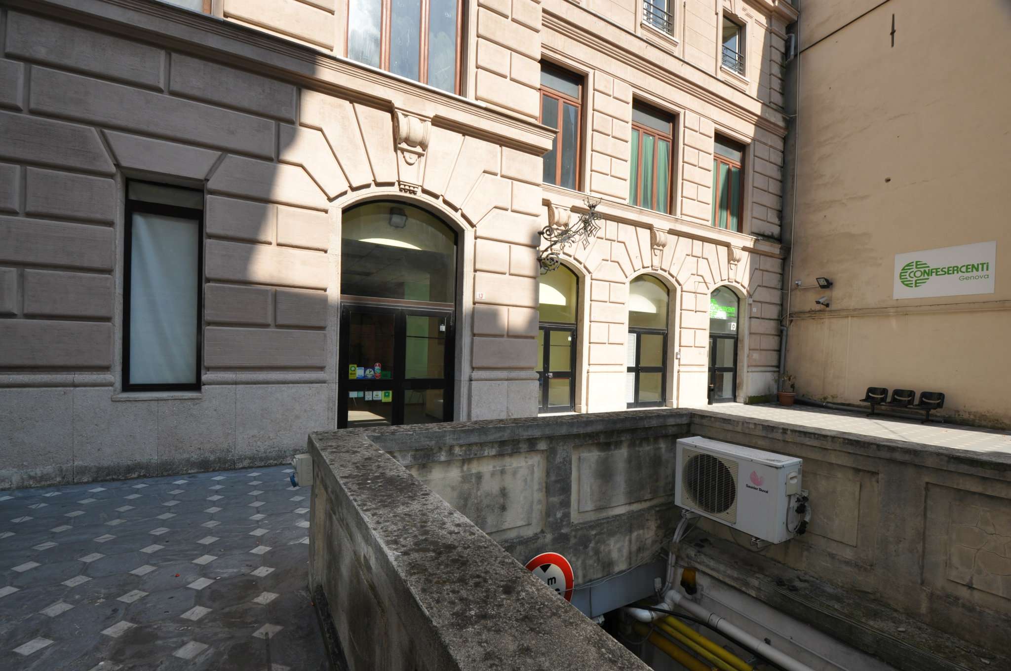 Negozio - Loc.Com. GENOVA affitto  PRINCIPE San Giovanni FIN BUSINESS